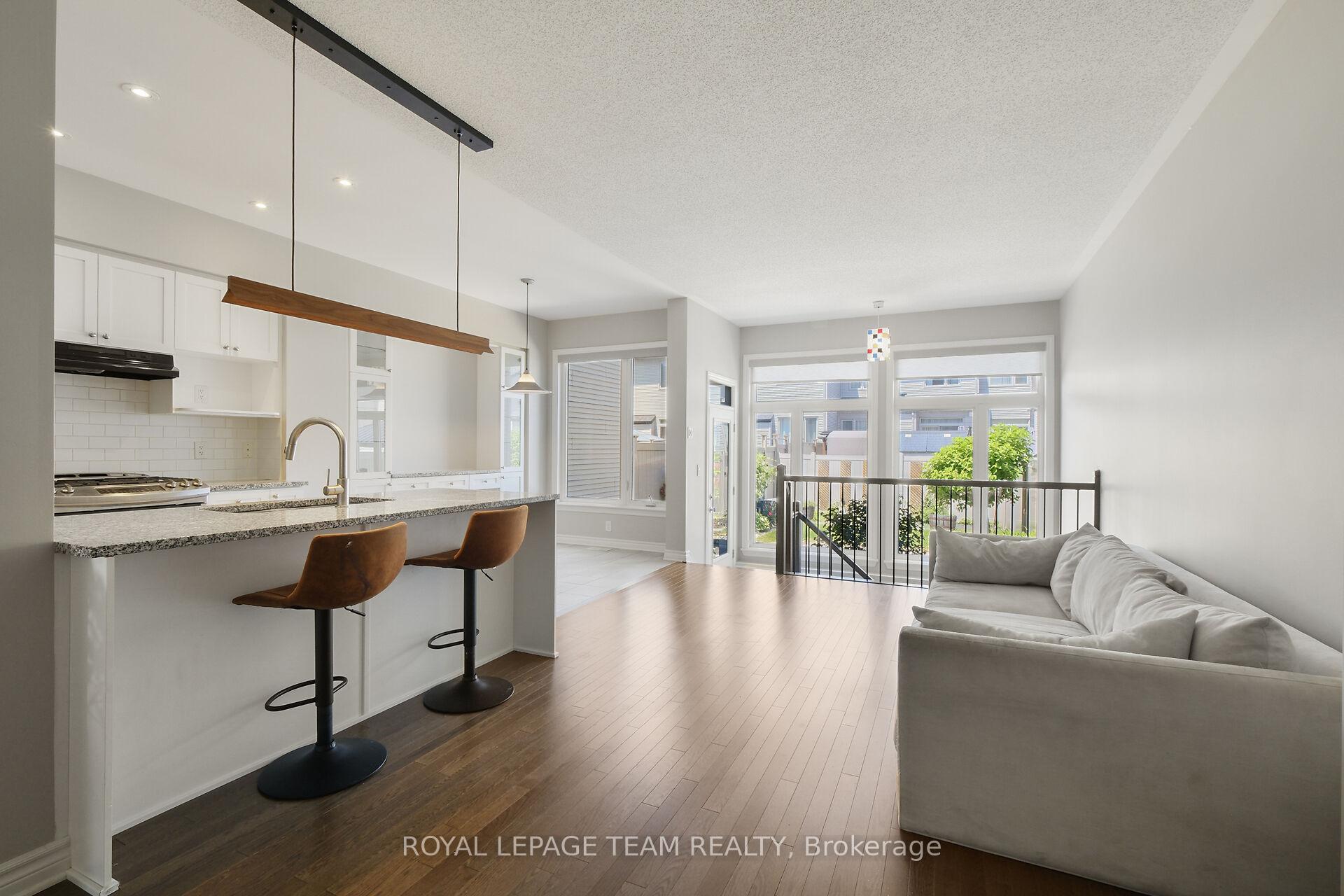 Photo 18 of 273 Shinleaf Crescent, Ottawa, Mer Bleue/Bradley Estates/Anderson Park — HOMEH