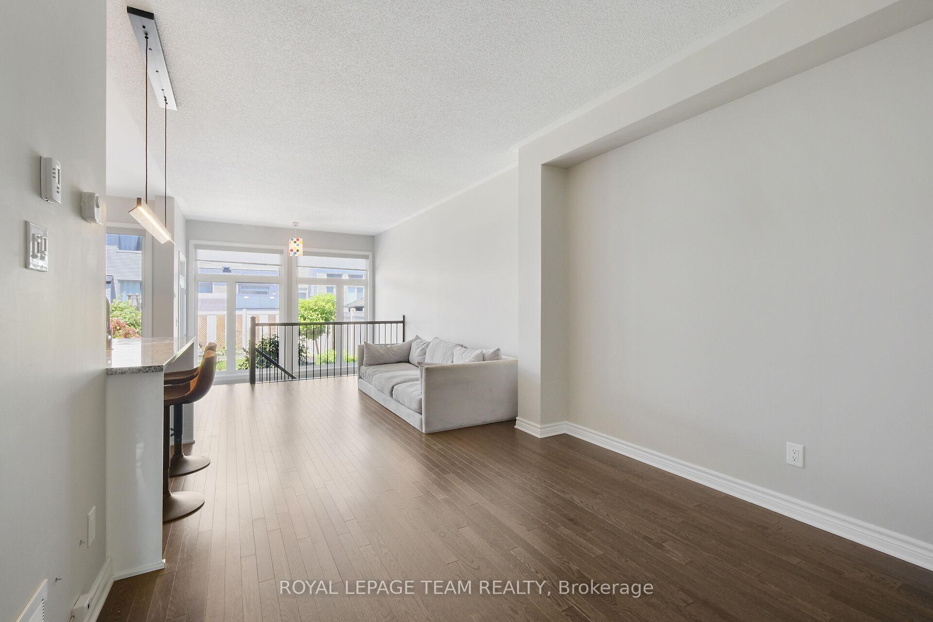 Photo 23 of 273 Shinleaf Crescent, Ottawa, Mer Bleue/Bradley Estates/Anderson Park — HOMEH