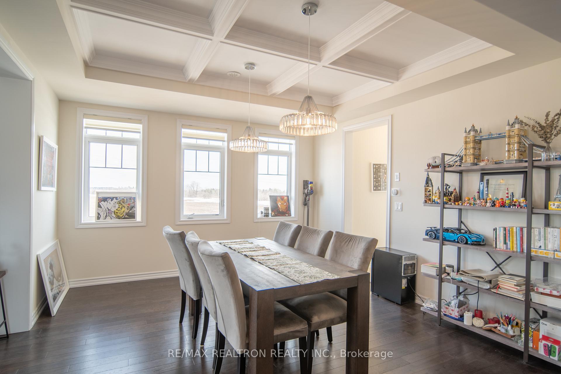 Photo 7 of 55 George Peach Drive, Markham, Victoria Square — HOMEH