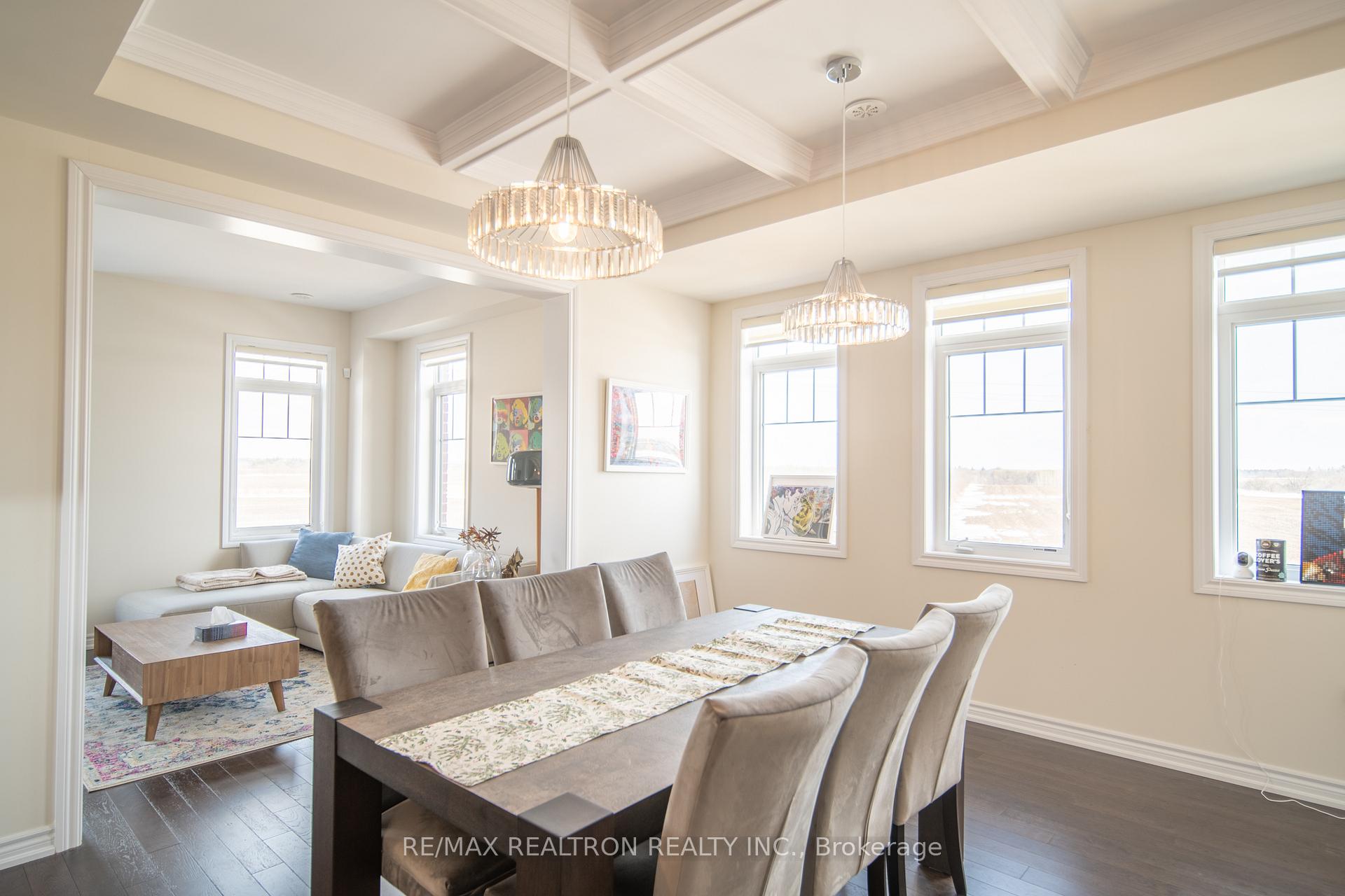 Photo 8 of 55 George Peach Drive, Markham, Victoria Square — HOMEH