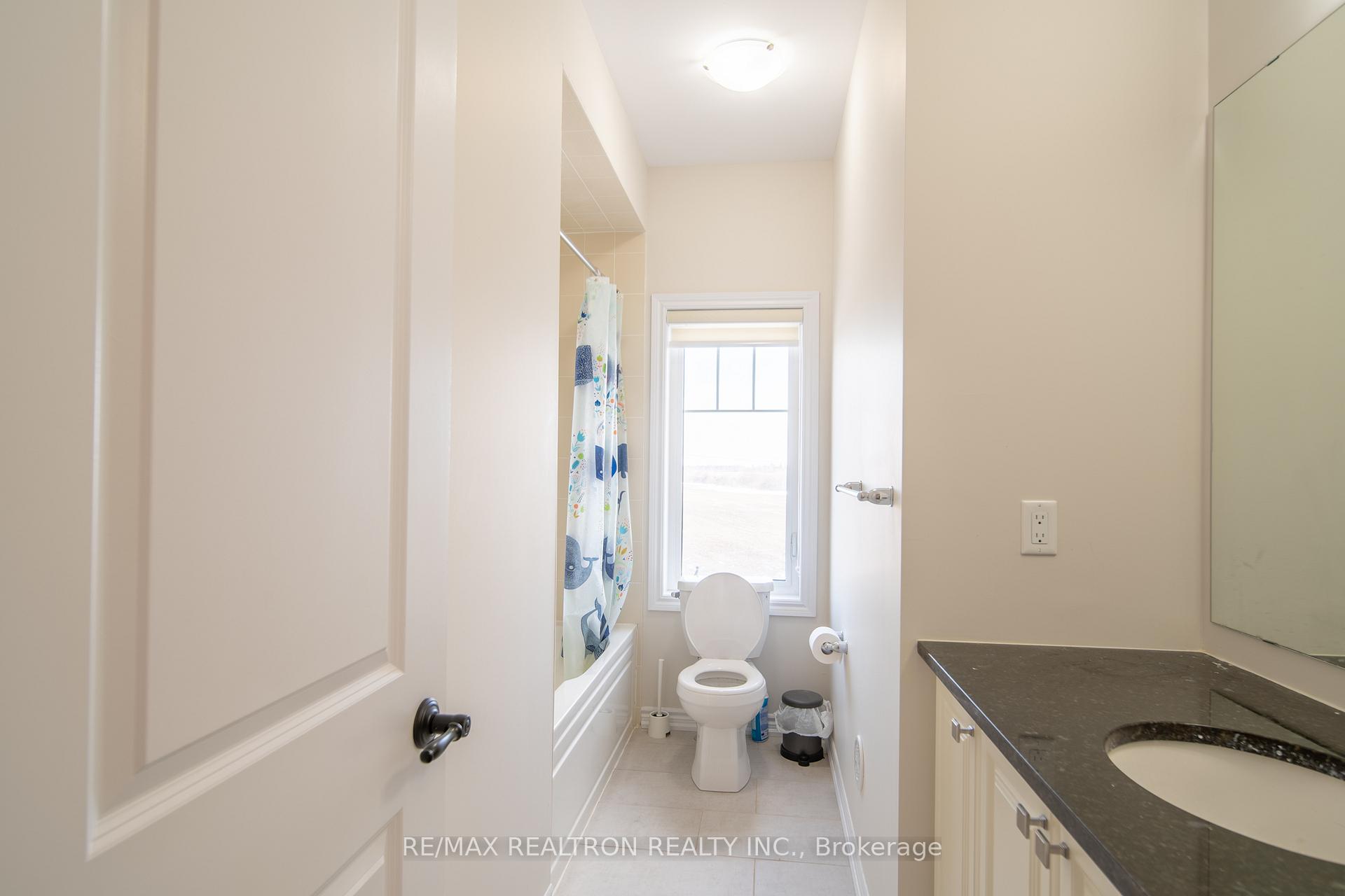 Photo 20 of 55 George Peach Drive, Markham, Victoria Square — HOMEH