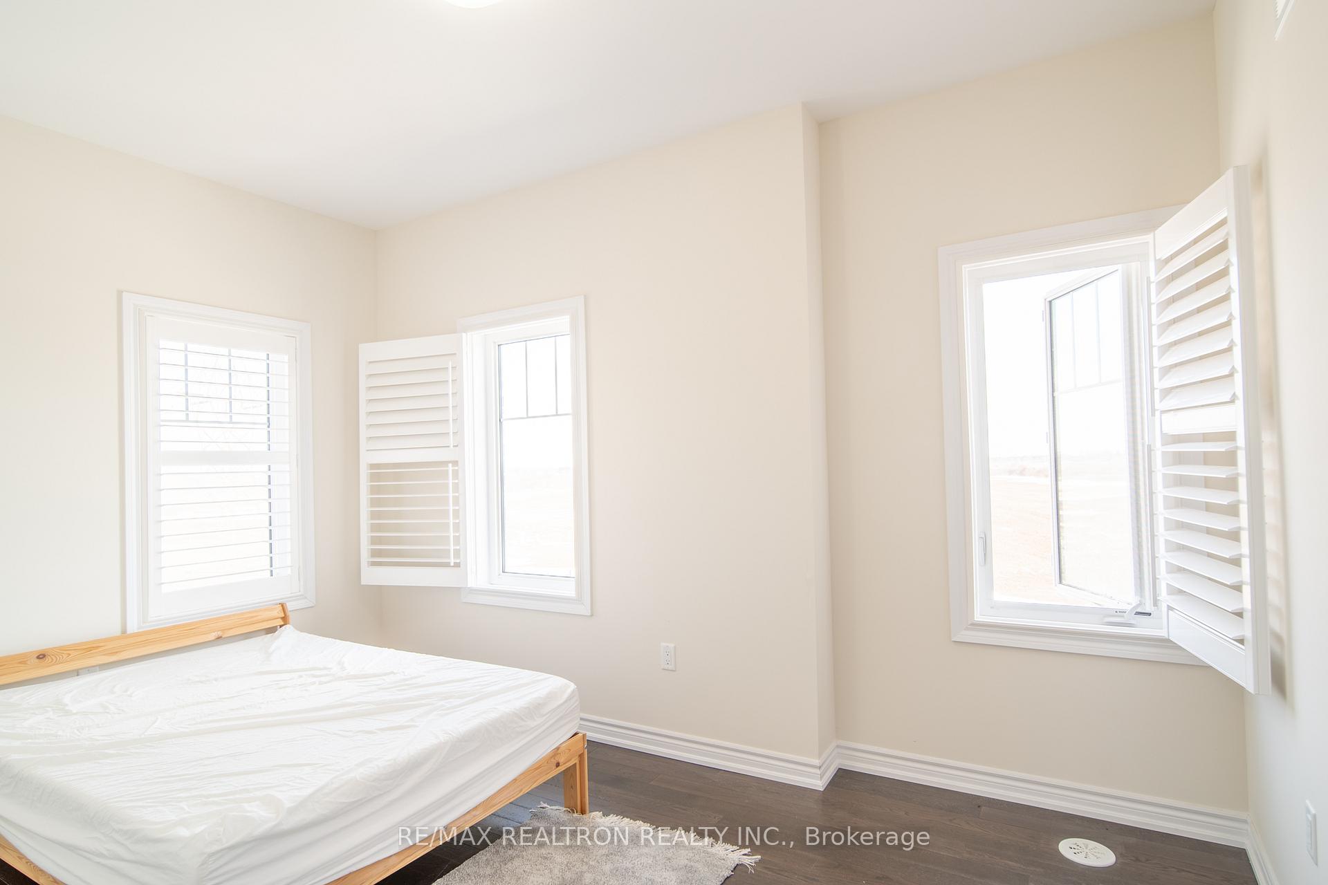Photo 21 of 55 George Peach Drive, Markham, Victoria Square — HOMEH