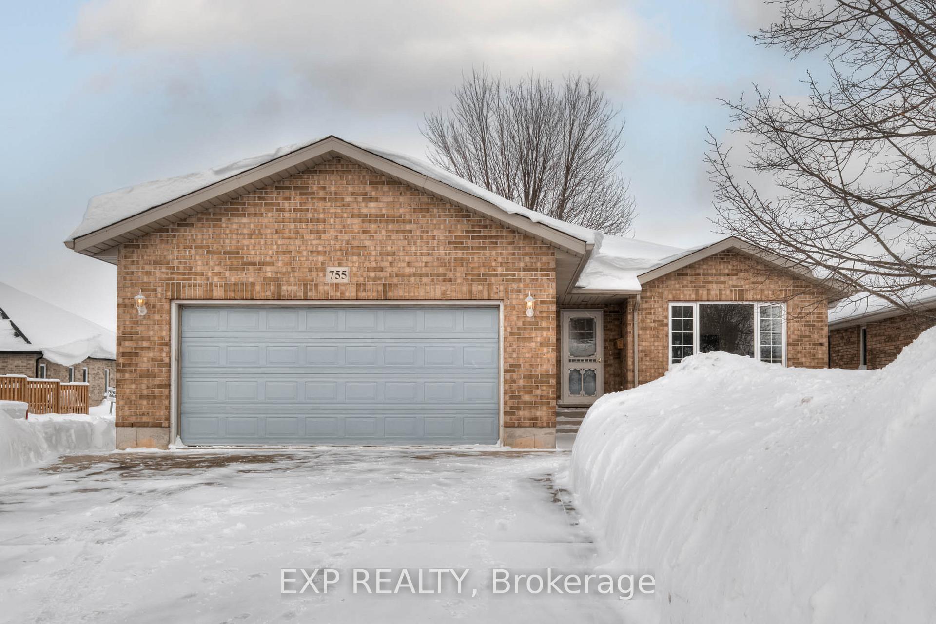 Photo 1 of 755 Edgar Street W, North Perth, Listowel — HOMEH