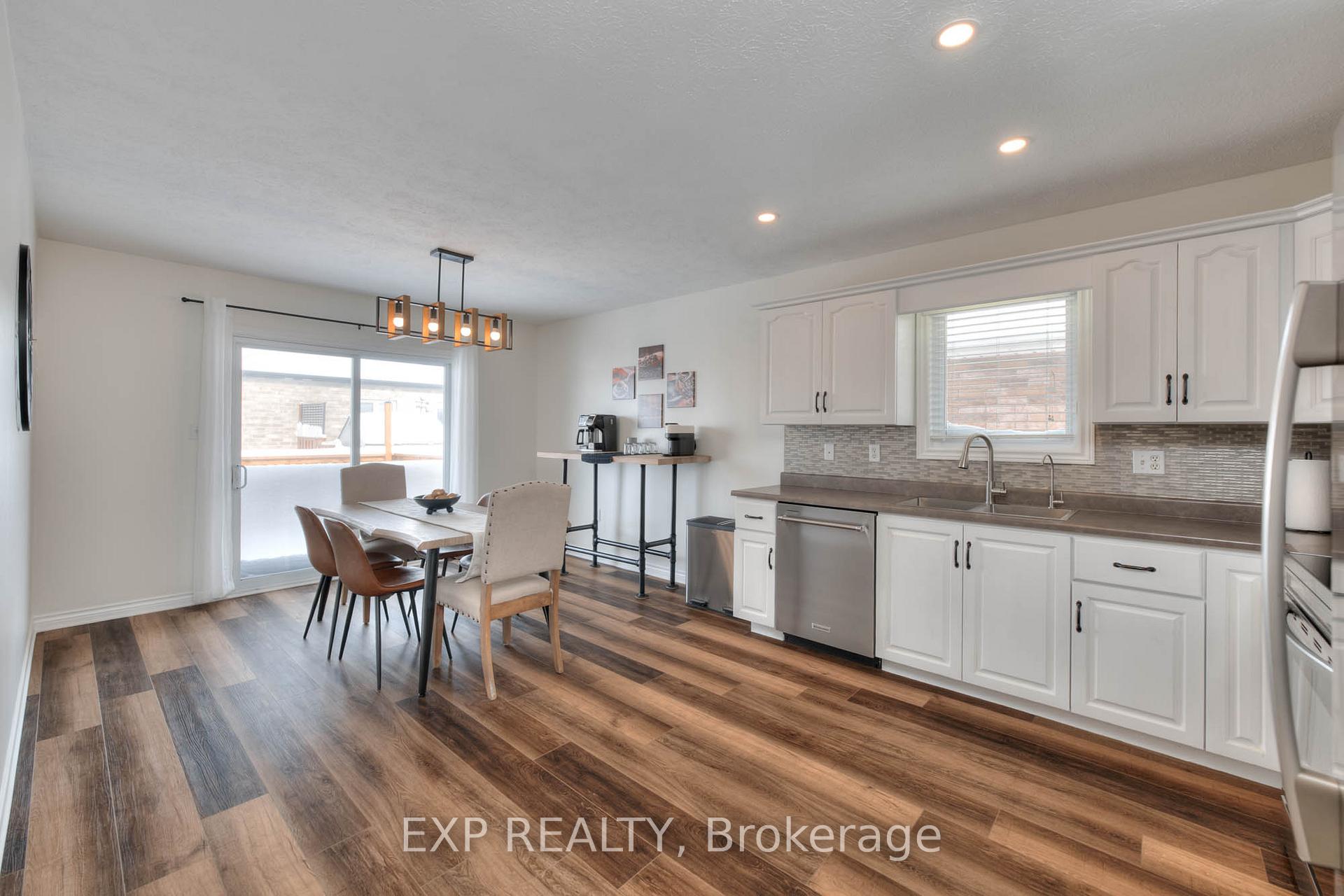 Photo 12 of 755 Edgar Street W, North Perth, Listowel — HOMEH