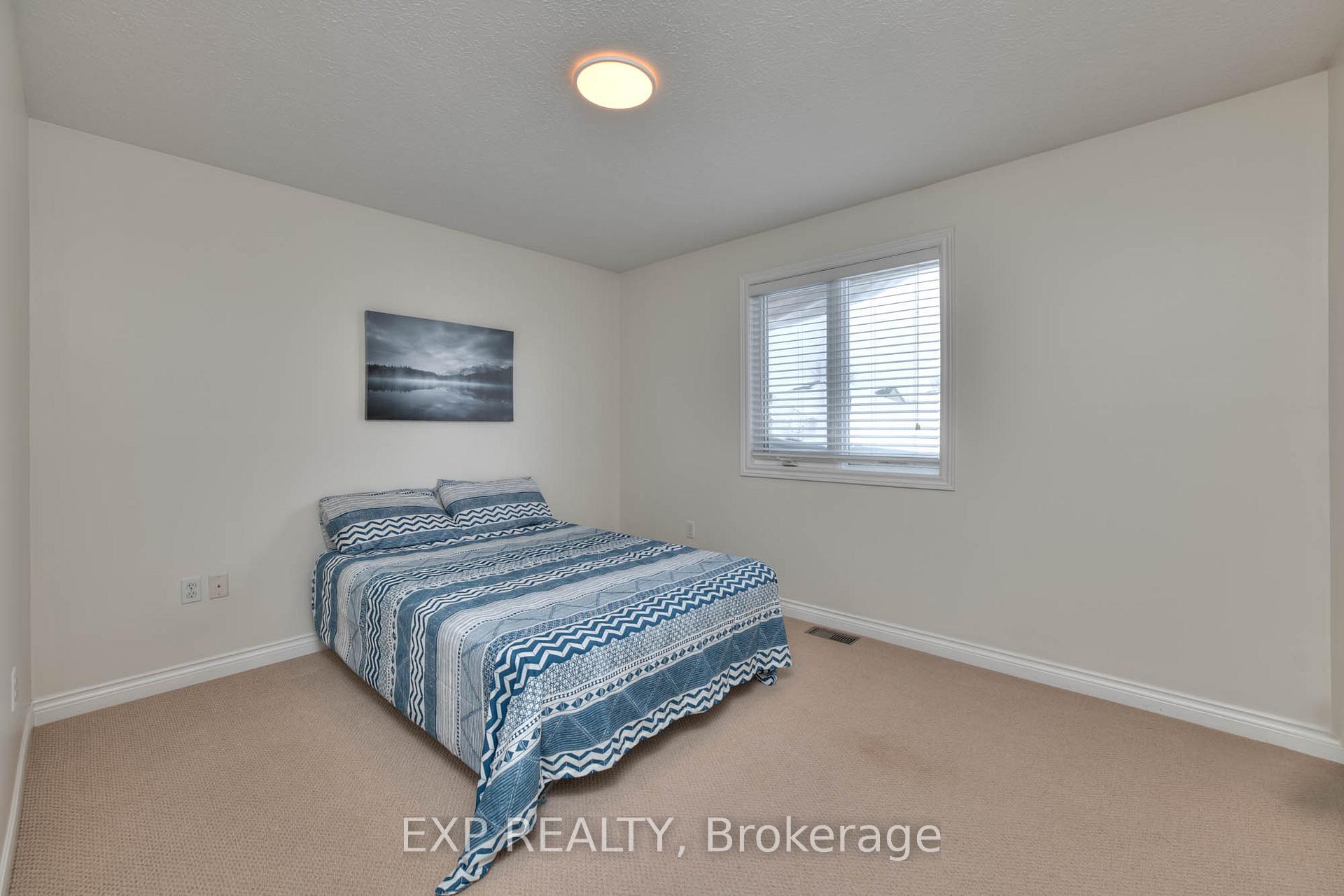 Photo 19 of 755 Edgar Street W, North Perth, Listowel — HOMEH