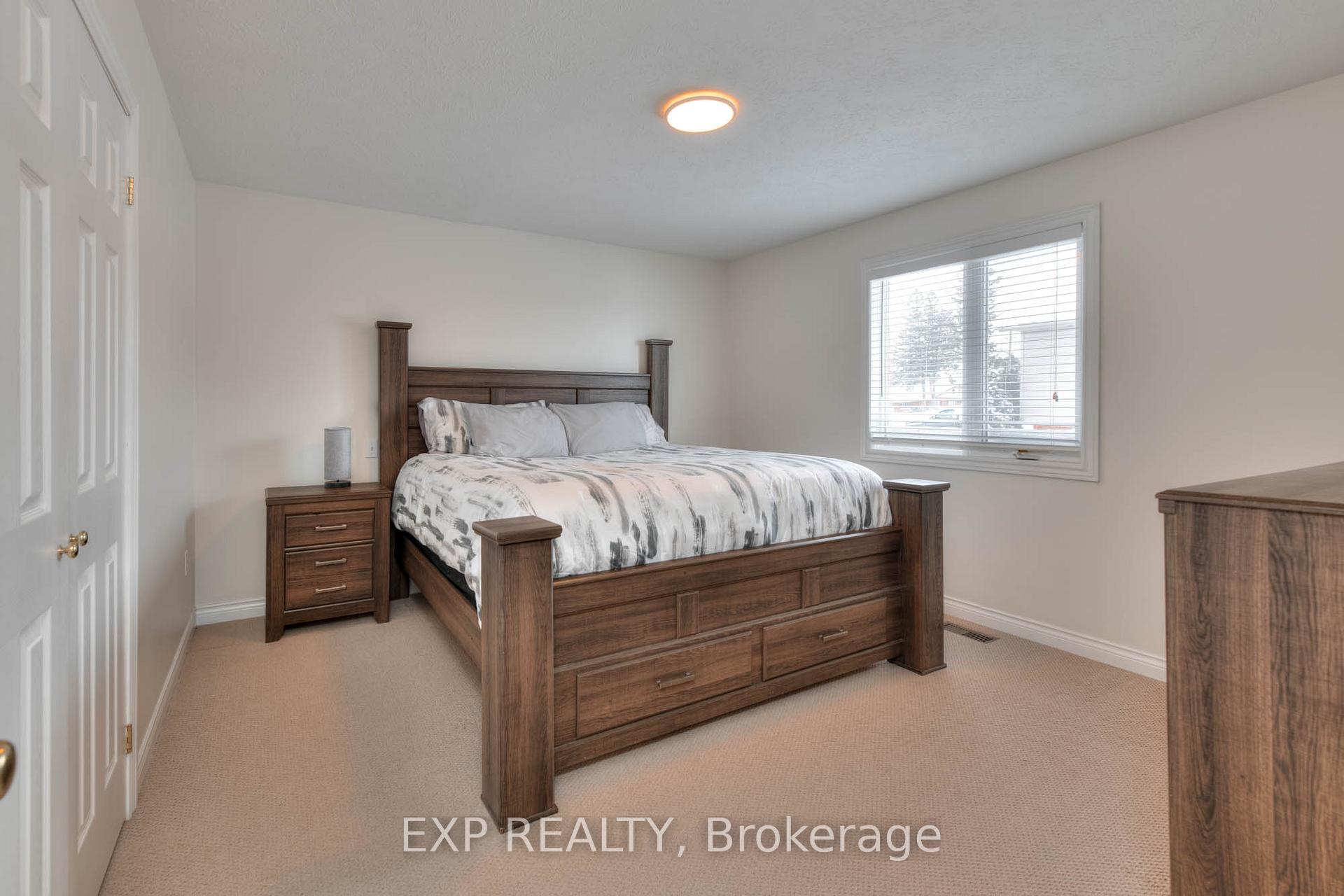 Photo 20 of 755 Edgar Street W, North Perth, Listowel — HOMEH