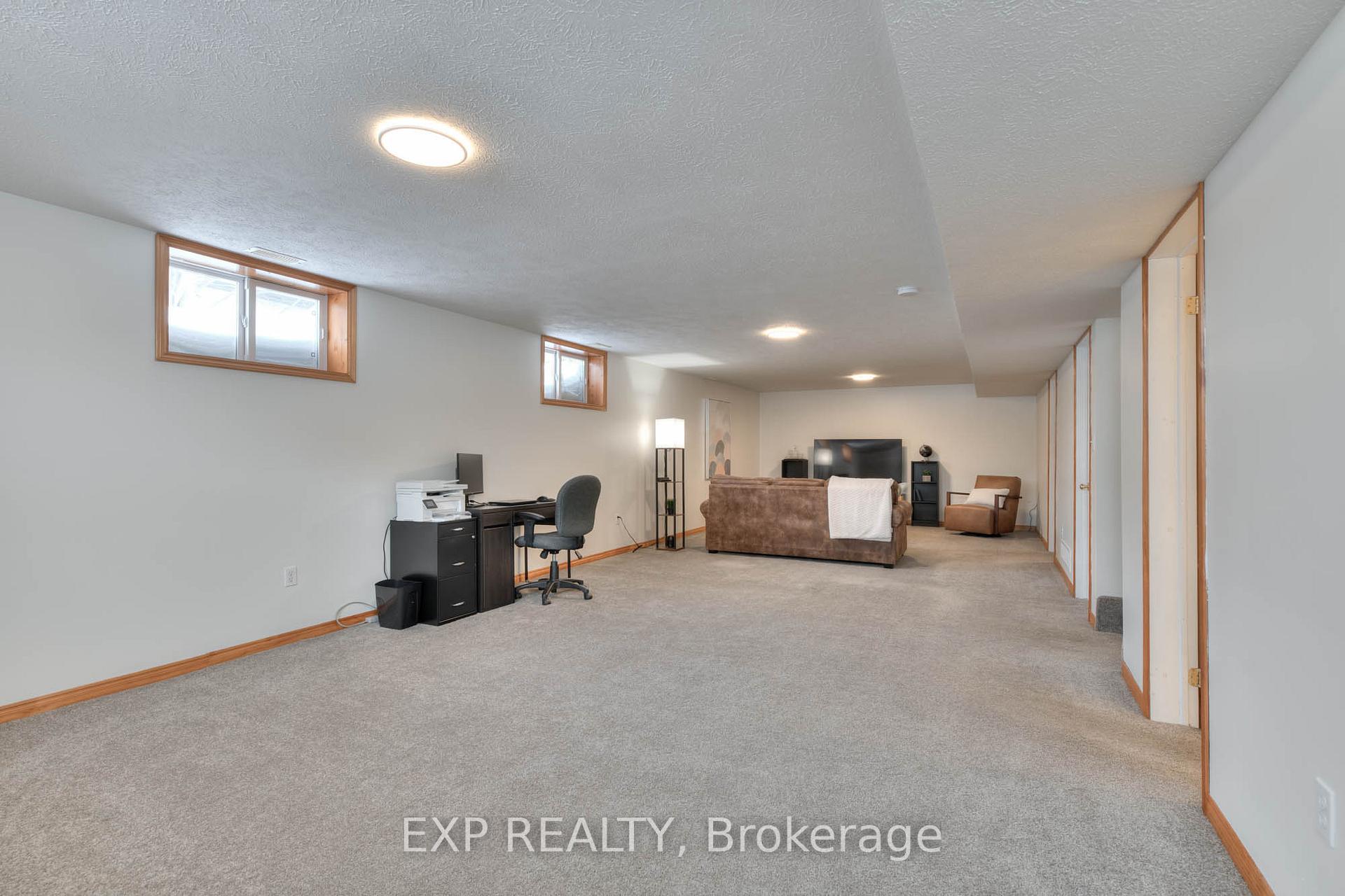 Photo 25 of 755 Edgar Street W, North Perth, Listowel — HOMEH