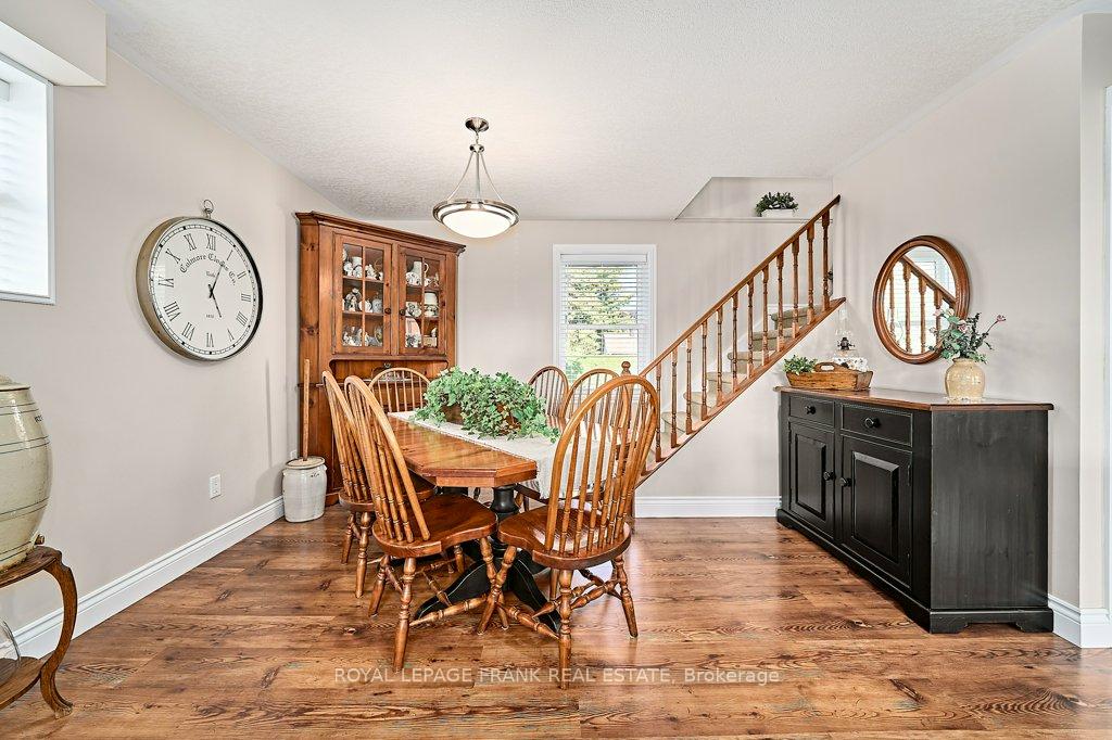 Photo 10 of 483 Nipigon Street, Oshawa, McLaughlin — HOMEH