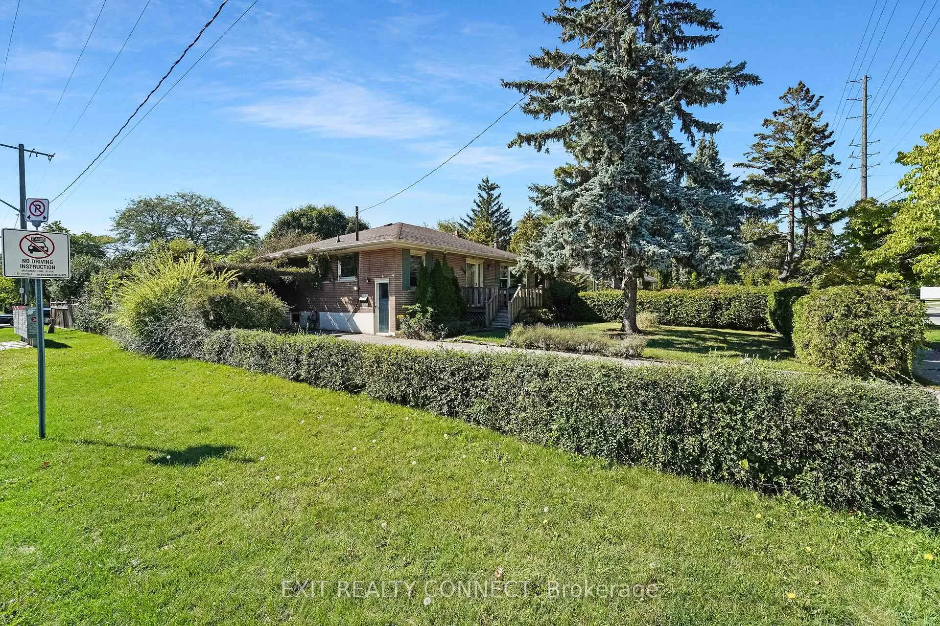 Photo 2 of 398 Third Line, Oakville, West — HOMEH