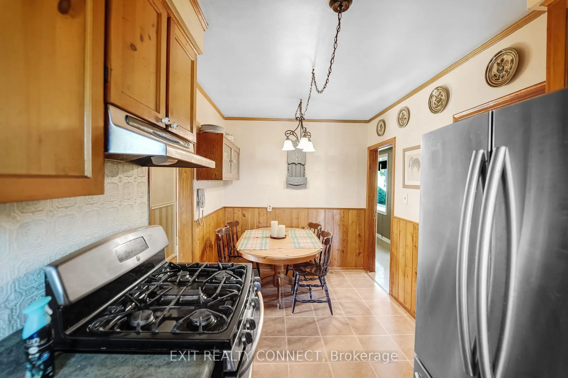 Photo 6 of 398 Third Line, Oakville, West — HOMEH