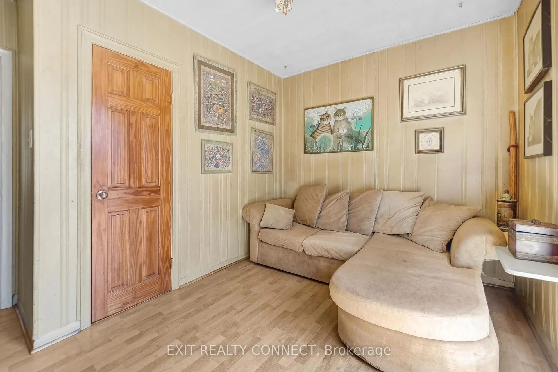 Photo 17 of 398 Third Line, Oakville, West — HOMEH