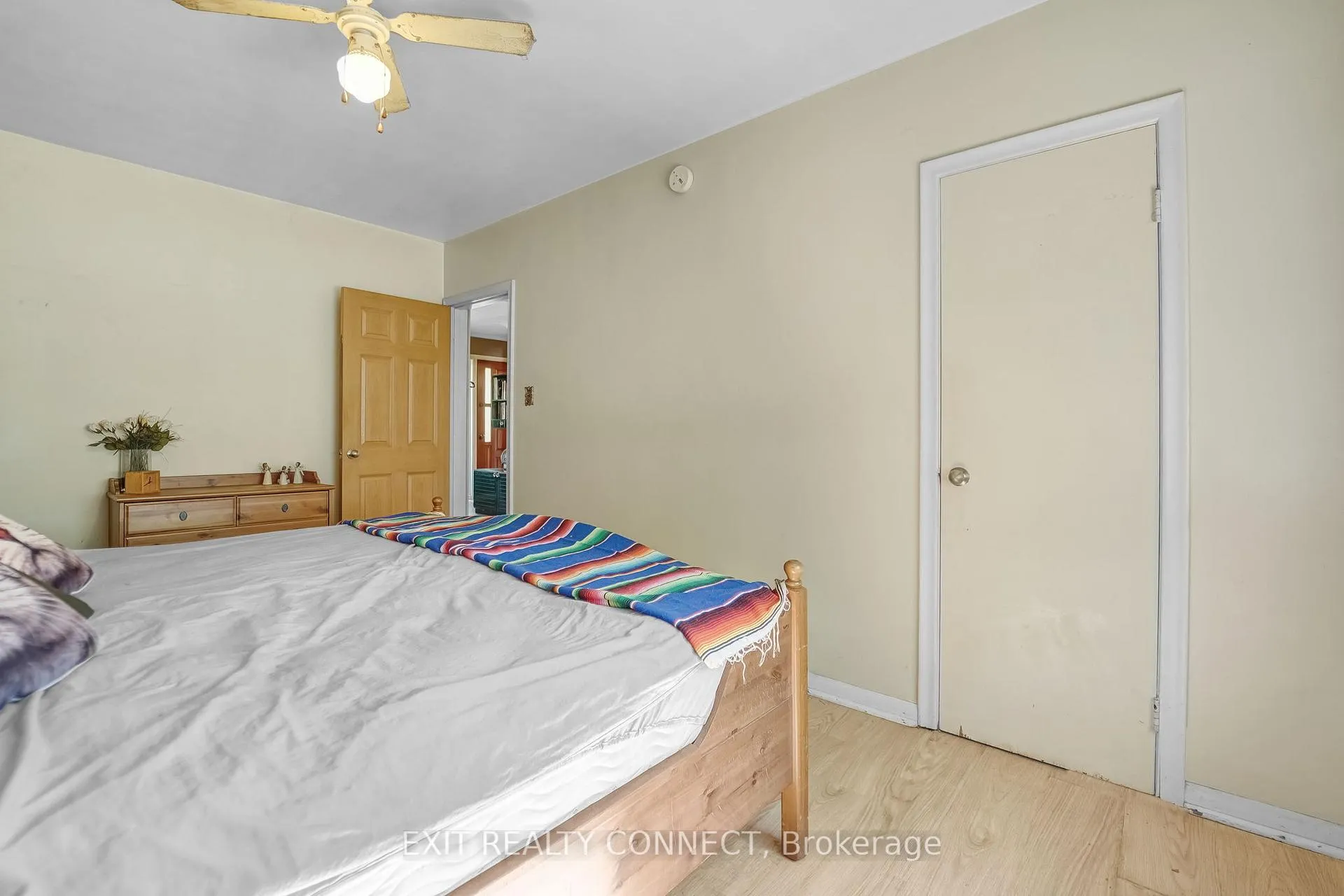 Photo 20 of 398 Third Line, Oakville, West — HOMEH