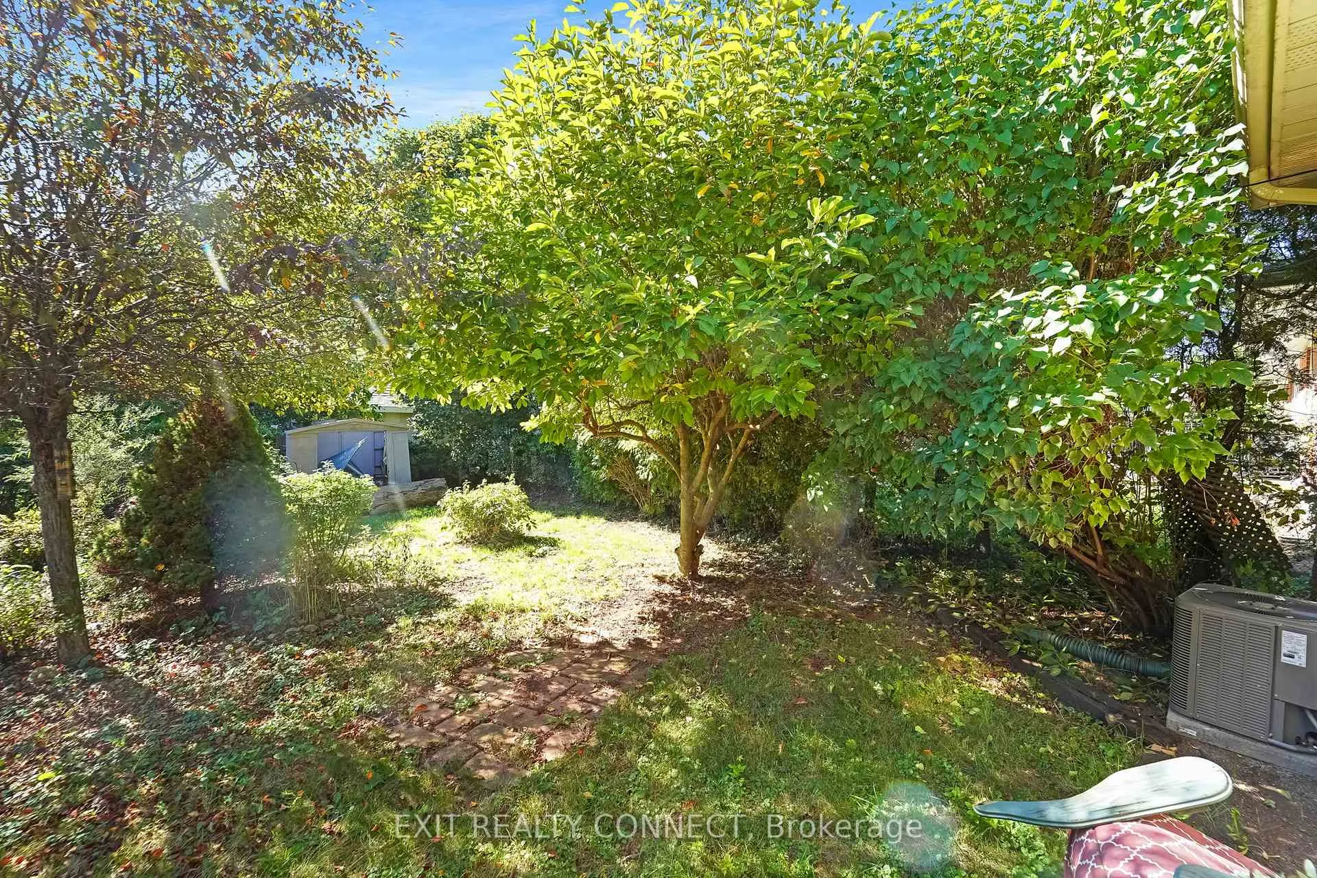 Photo 25 of 398 Third Line, Oakville, West — HOMEH