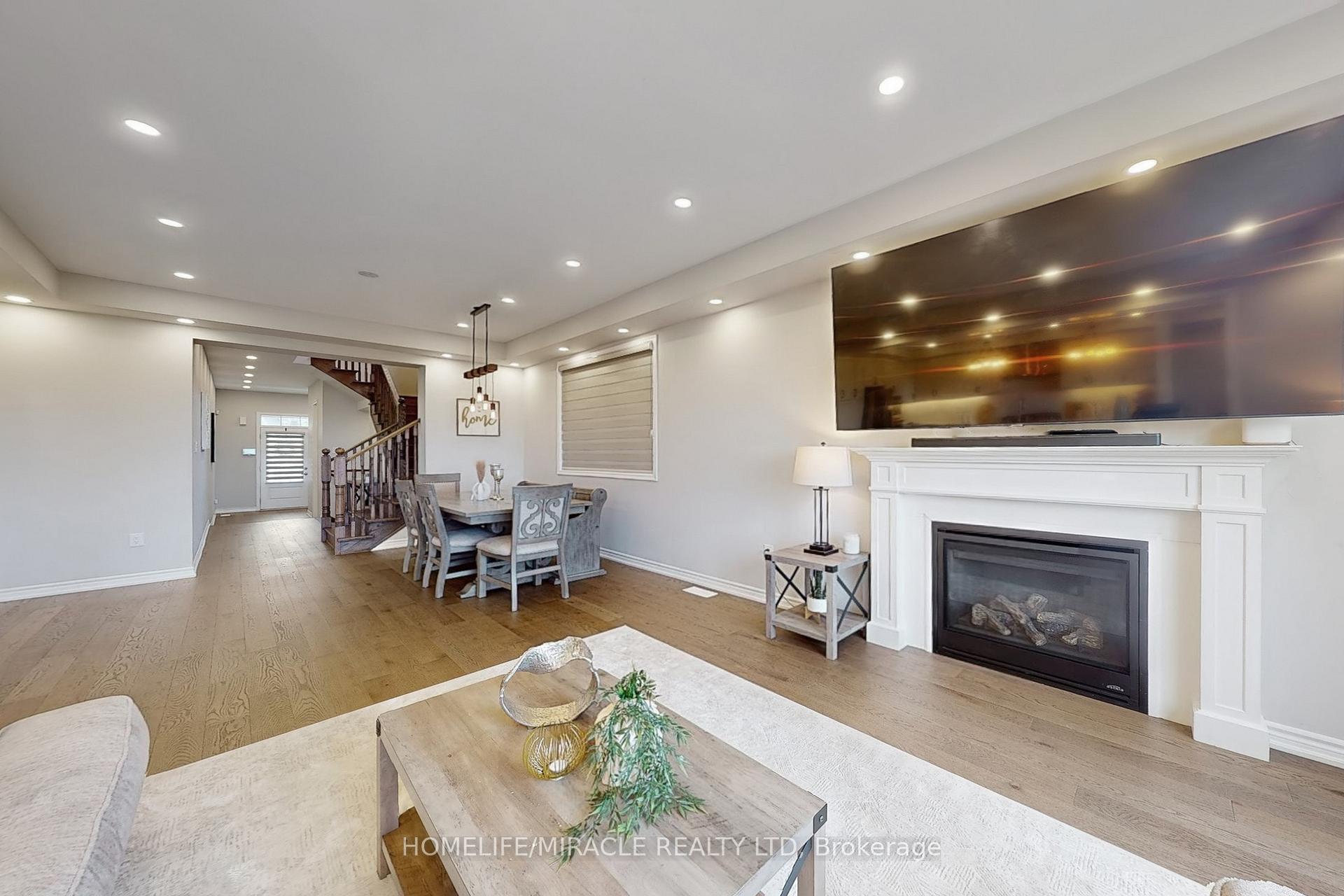 Photo 9 of 119 Yates Drive, Milton, Cobban — HOMEH