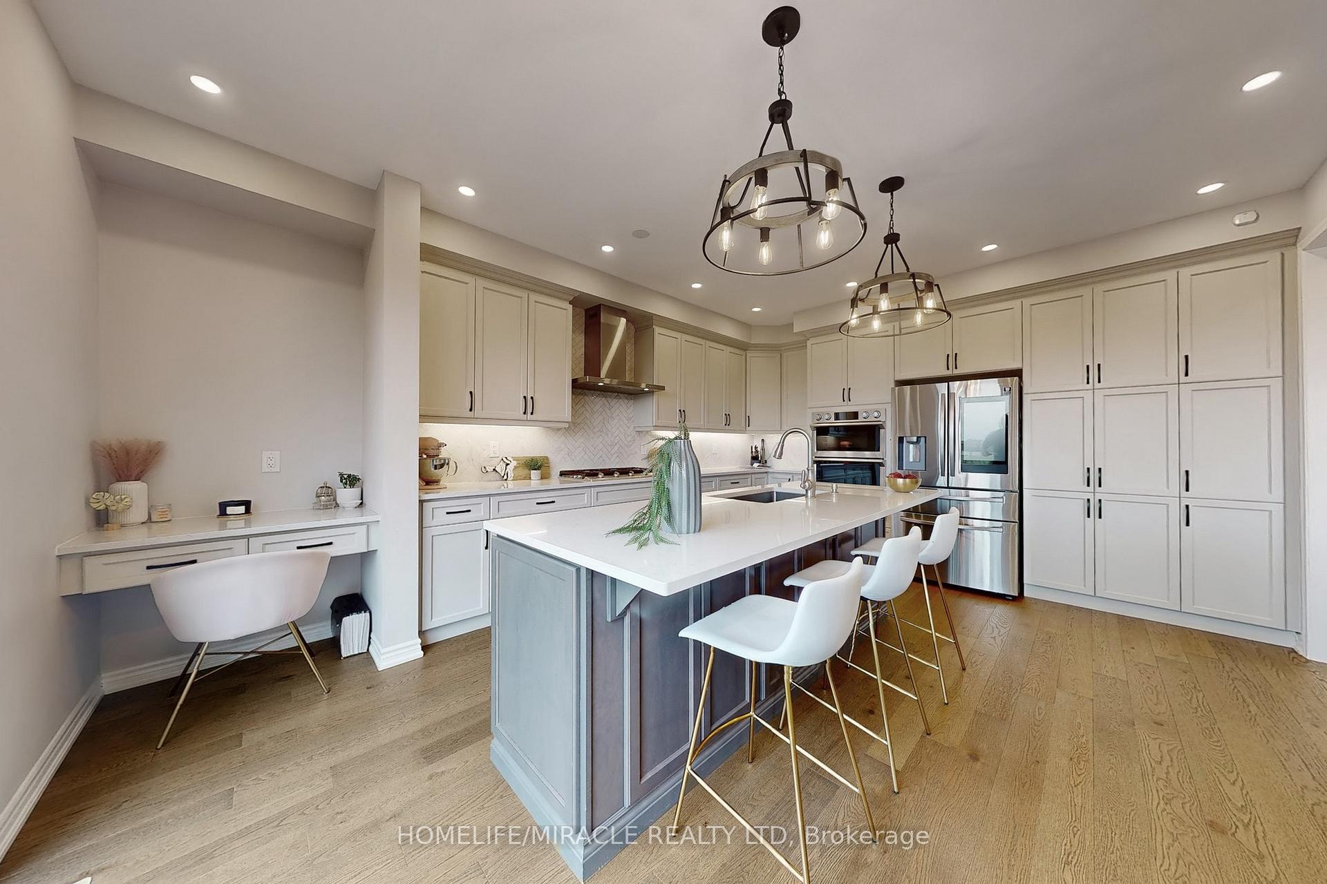 Photo 12 of 119 Yates Drive, Milton, Cobban — HOMEH