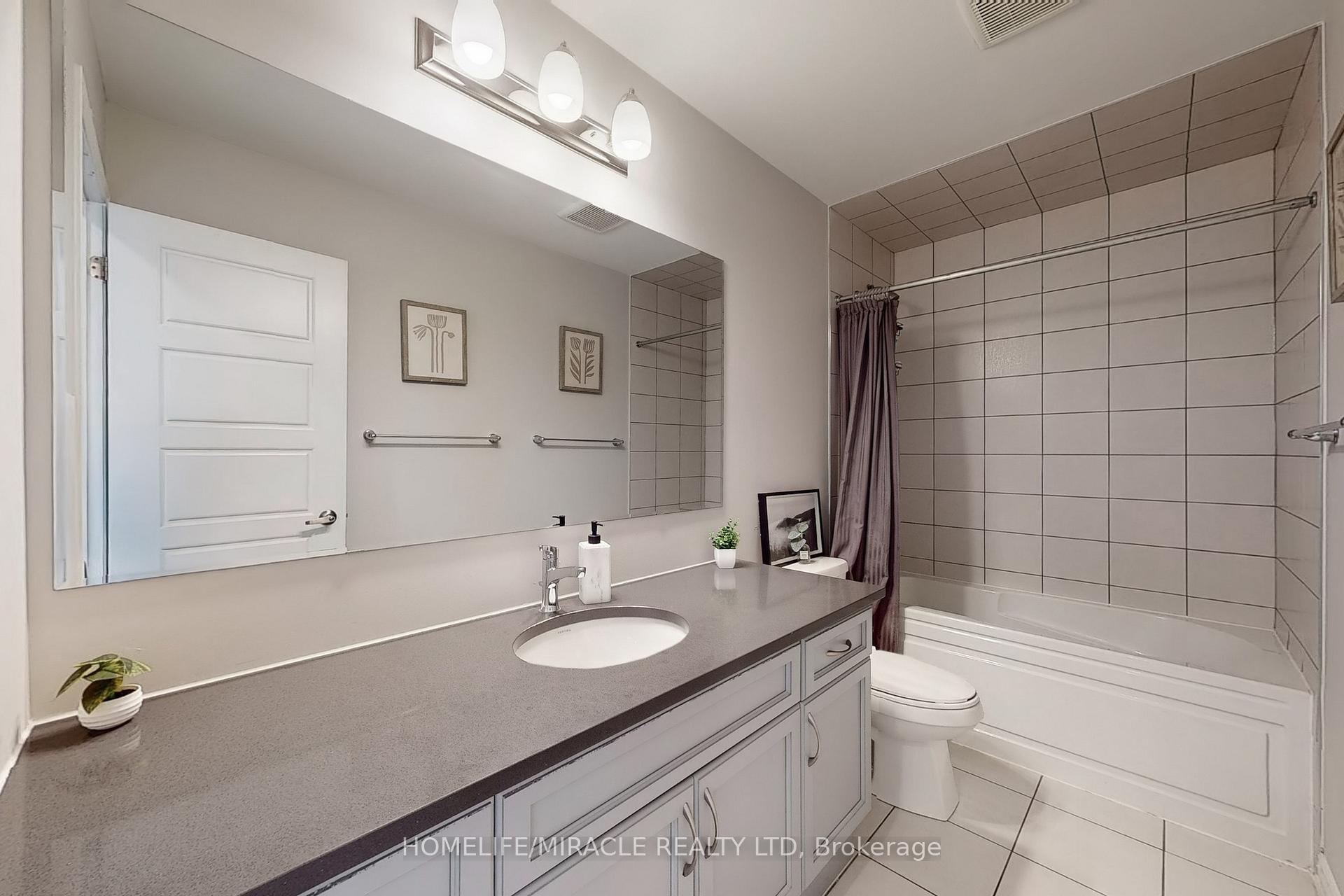Photo 37 of 119 Yates Drive, Milton, Cobban — HOMEH