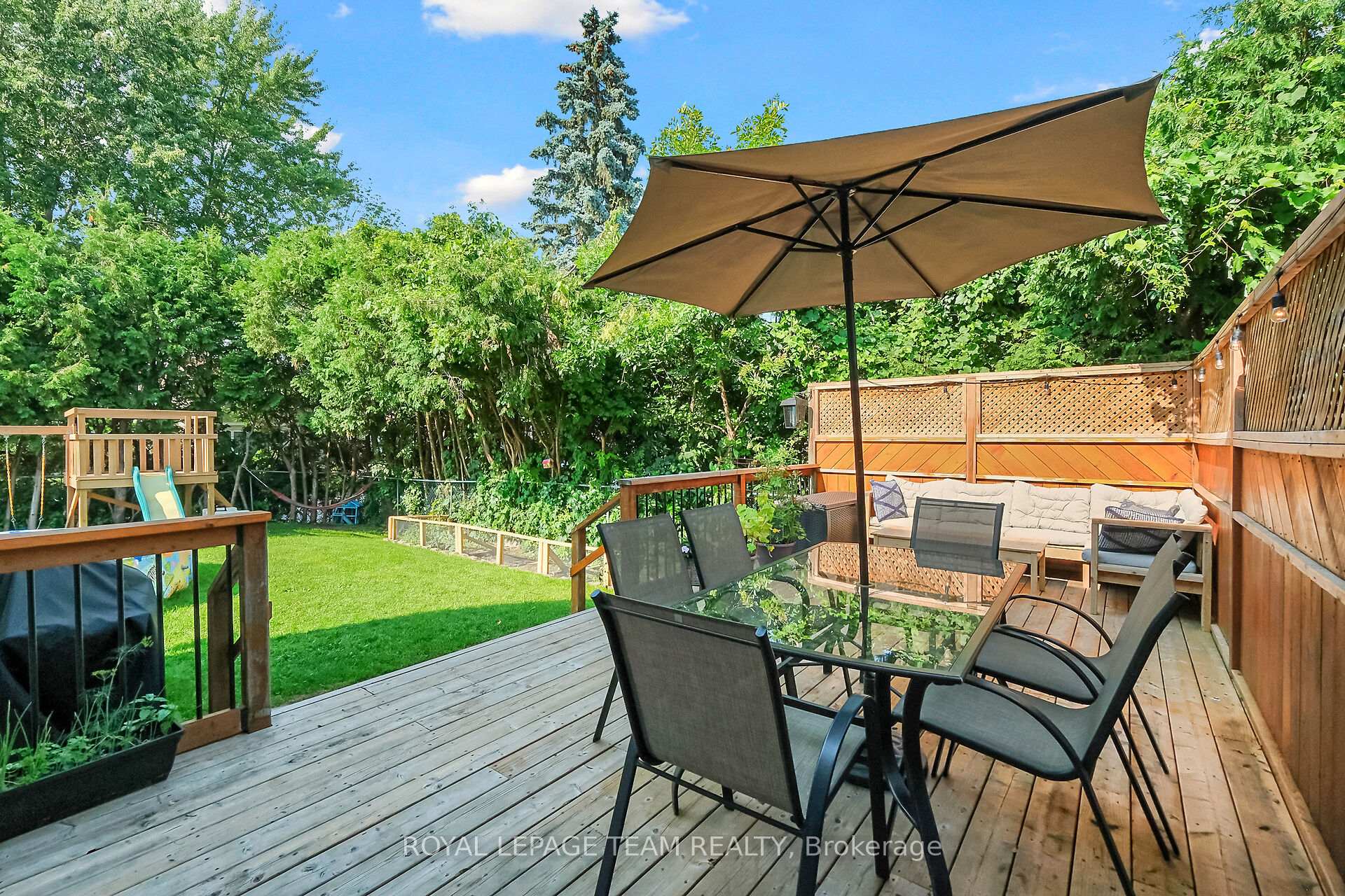 Photo 41 of 906 Borland Drive, Ottawa, Chatelaine Village — HOMEH