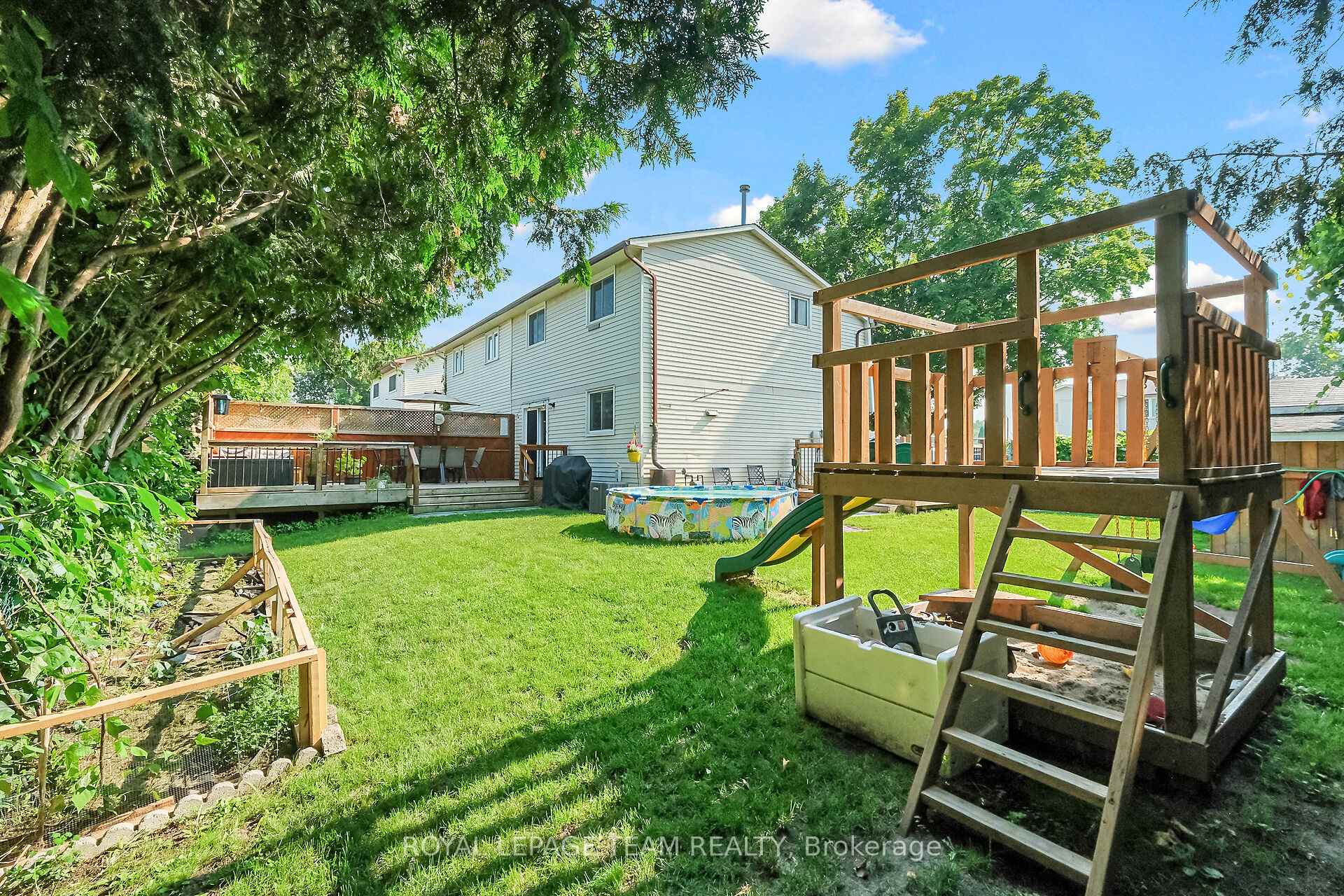 Photo 42 of 906 Borland Drive, Ottawa, Chatelaine Village — HOMEH