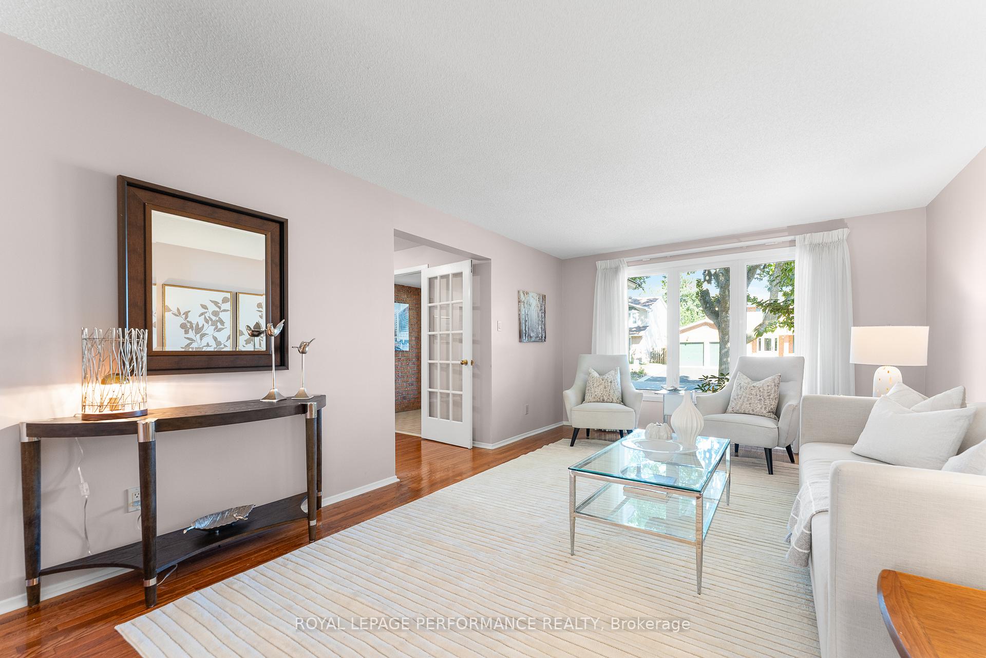 Photo 5 of 1848 Thistleleaf Crescent, Ottawa, Chapel Hill — HOMEH