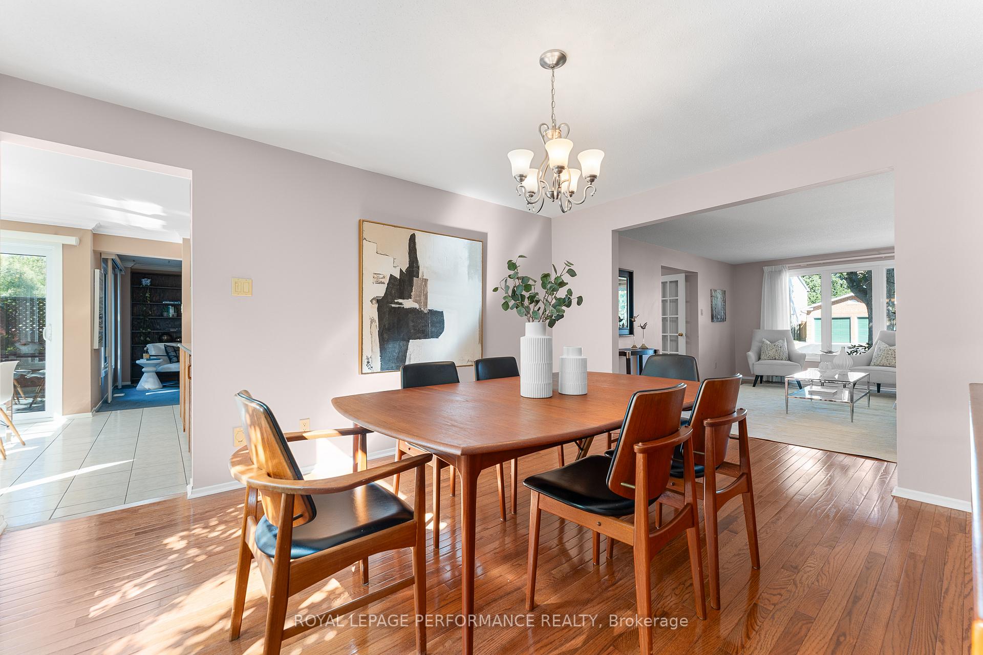 Photo 11 of 1848 Thistleleaf Crescent, Ottawa, Chapel Hill — HOMEH