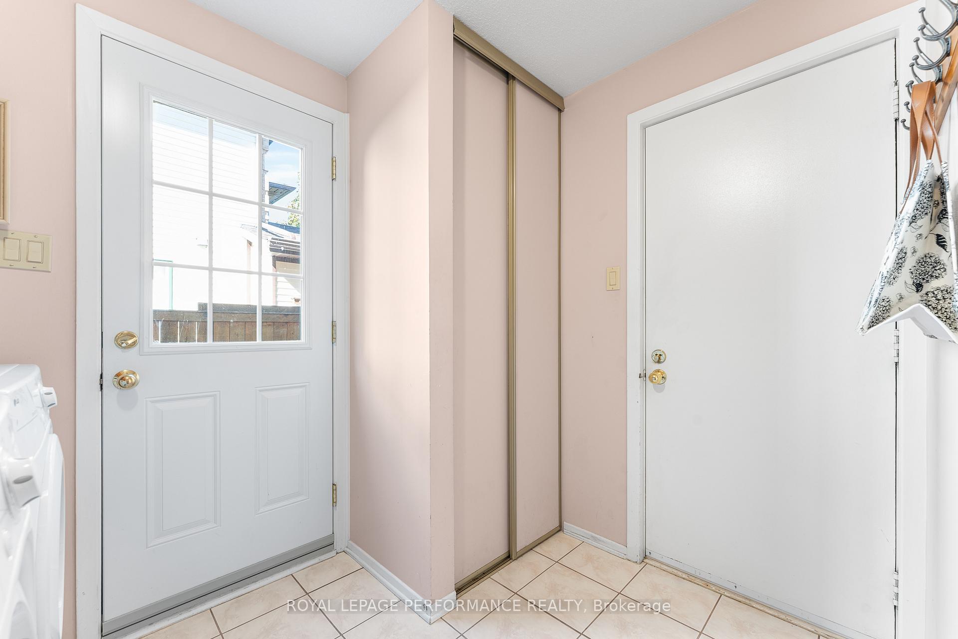 Photo 20 of 1848 Thistleleaf Crescent, Ottawa, Chapel Hill — HOMEH
