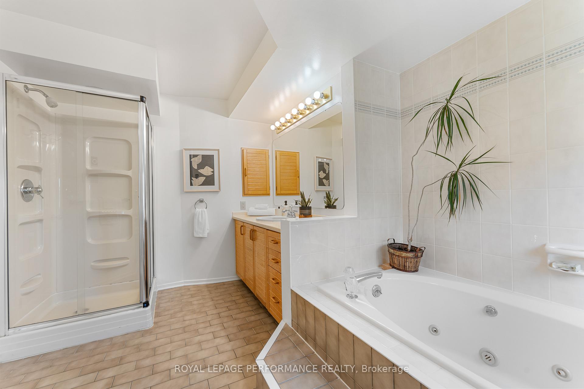 Photo 27 of 1848 Thistleleaf Crescent, Ottawa, Chapel Hill — HOMEH