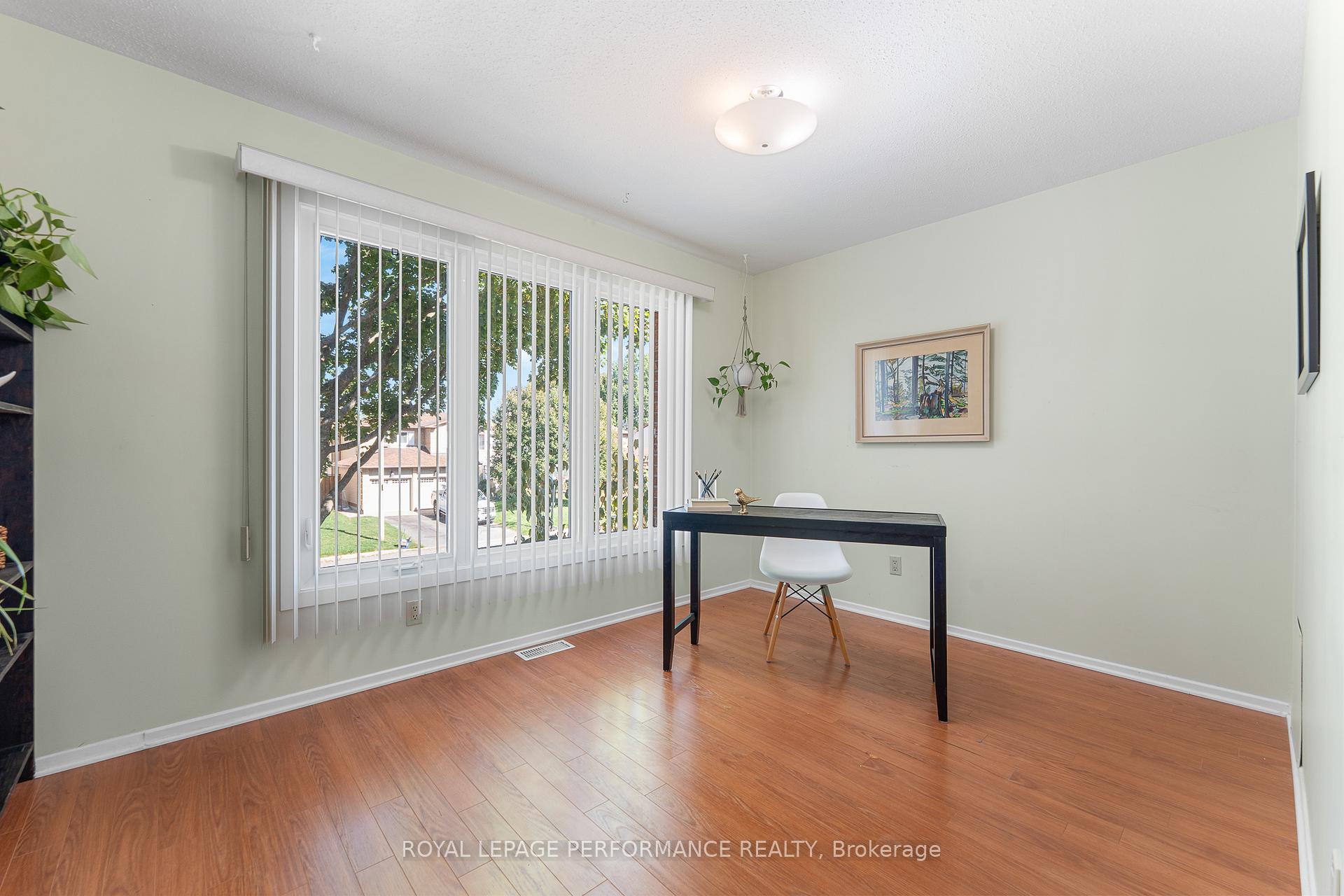 Photo 33 of 1848 Thistleleaf Crescent, Ottawa, Chapel Hill — HOMEH