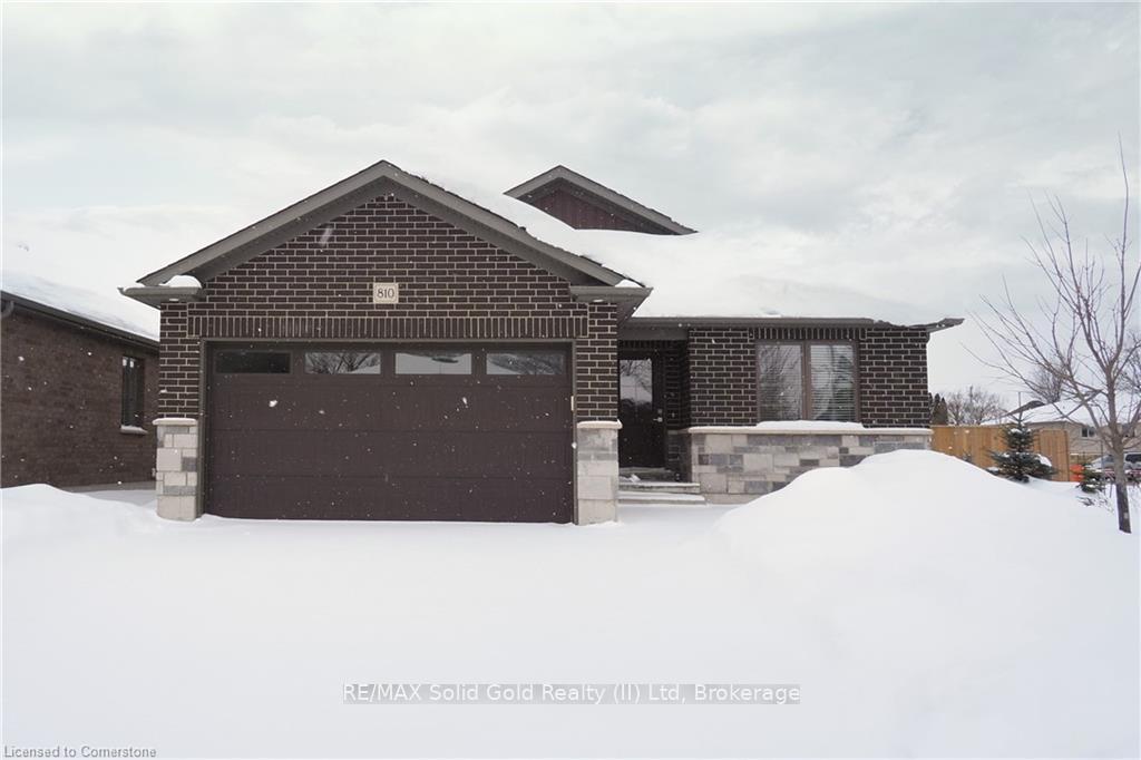 Photo 1 of 810 Davidson Avenue S, North Perth, Listowel — HOMEH