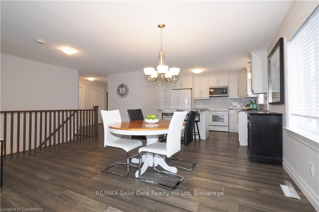 Photo 14 of 810 Davidson Avenue S, North Perth, Listowel — HOMEH