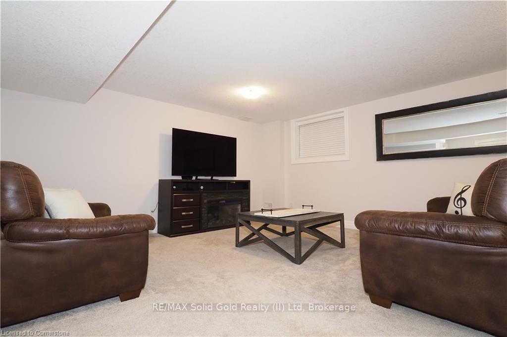 Photo 33 of 810 Davidson Avenue S, North Perth, Listowel — HOMEH