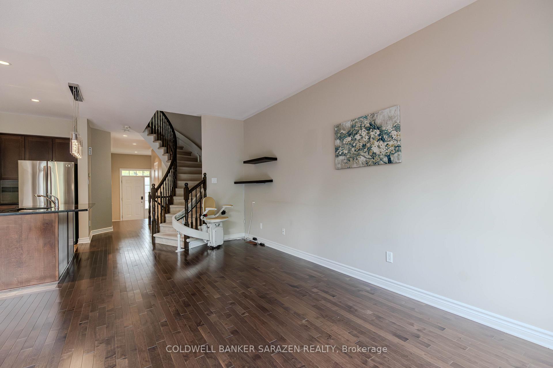 Photo 26 of 1954 Pennyroyal Crescent, Ottawa, Notting Hill/Summerside — HOMEH