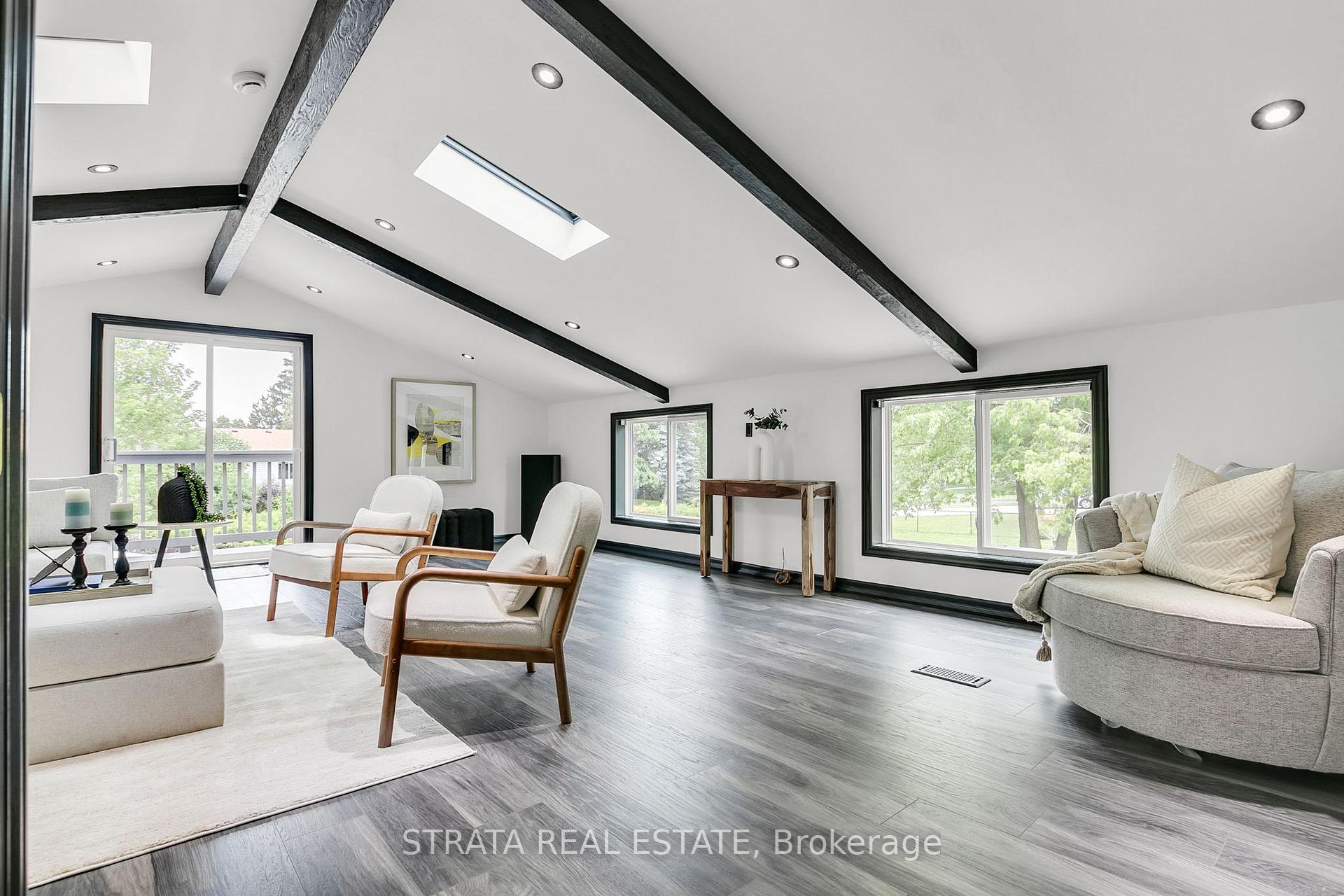 Photo 20 of 294 Bousfield Crescent, Milton, Dorset Park — HOMEH