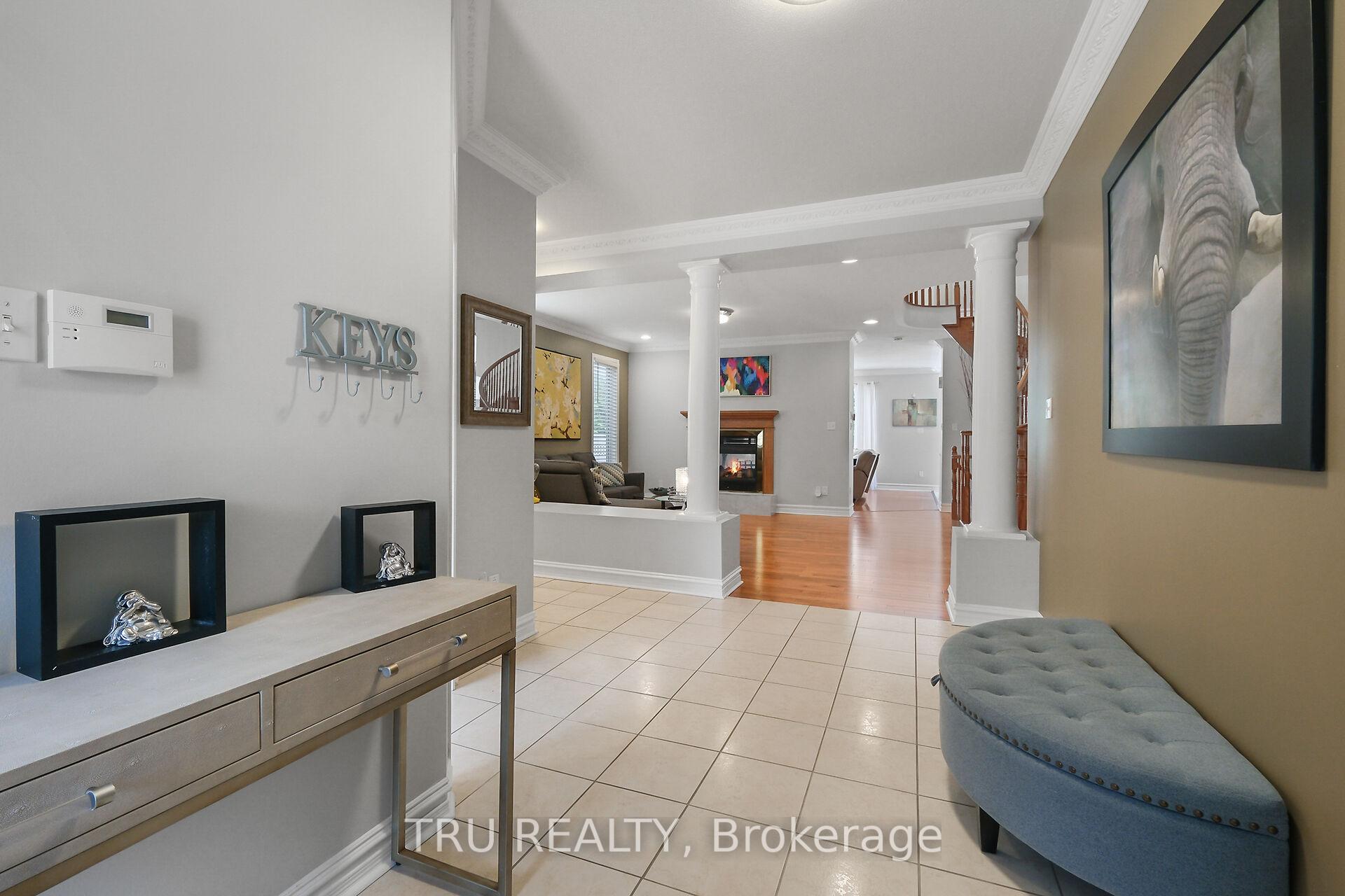 Photo 2 of 306 Dawnlight Street, Ottawa, Avalon East — HOMEH