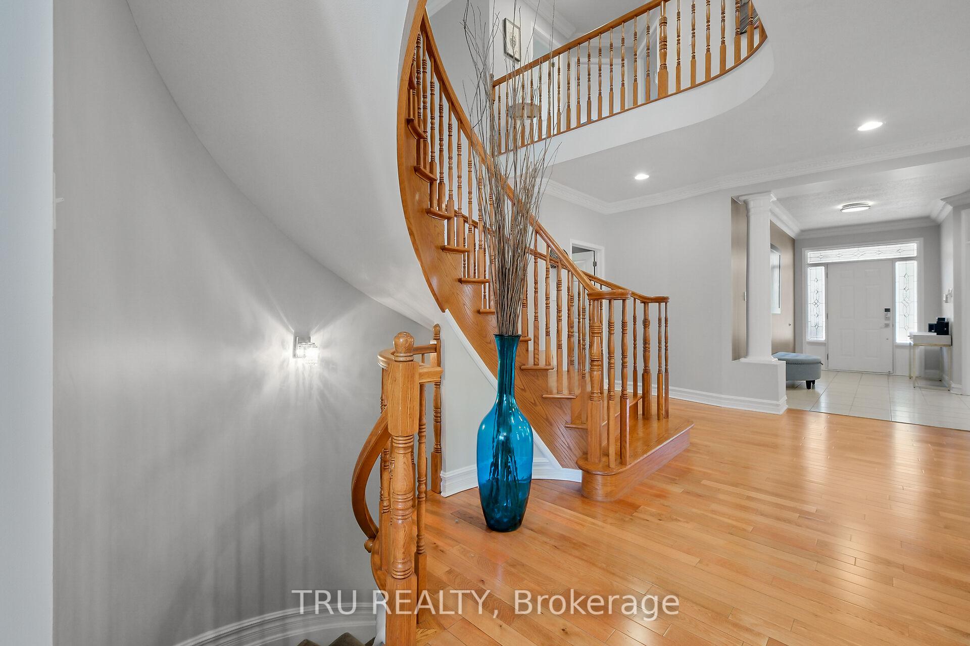 Photo 6 of 306 Dawnlight Street, Ottawa, Avalon East — HOMEH