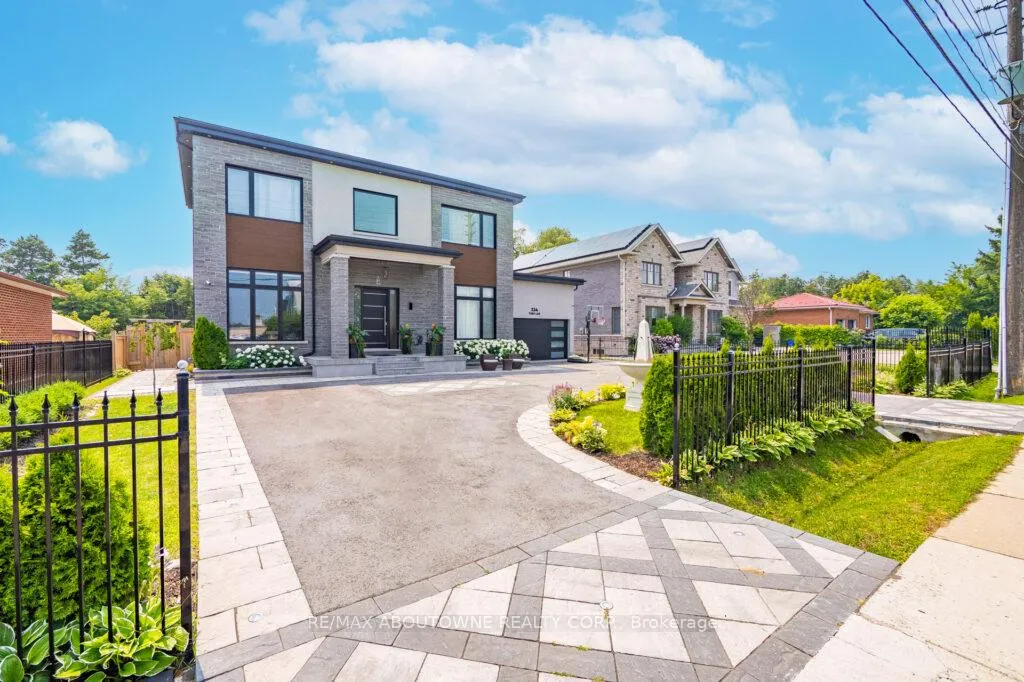 Photo 1 of 334 Third Lane, Oakville, West — HOMEH