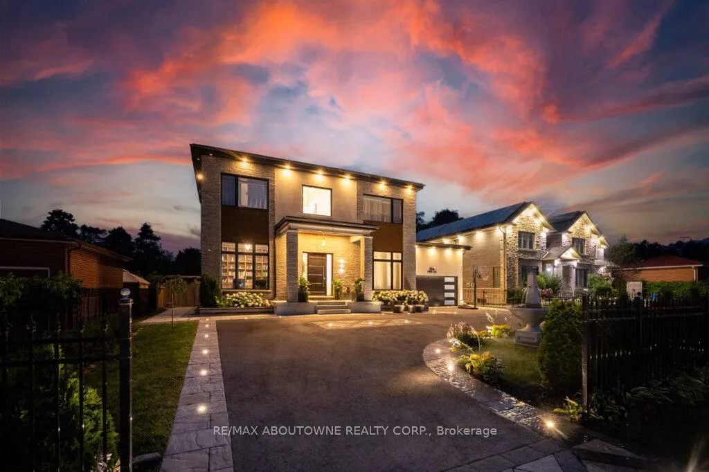 Photo 2 of 334 Third Lane, Oakville, West — HOMEH