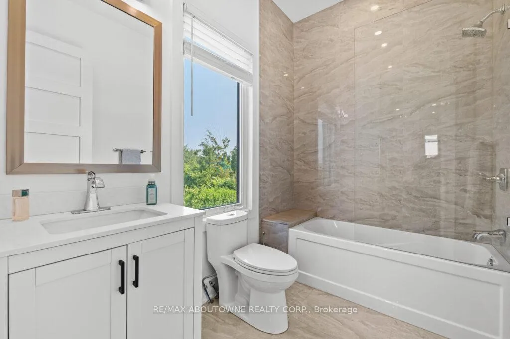 Photo 27 of 334 Third Lane, Oakville, West — HOMEH
