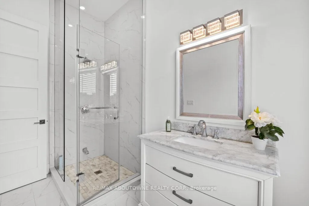 Photo 29 of 334 Third Lane, Oakville, West — HOMEH
