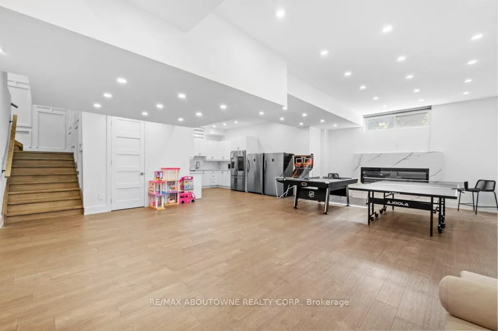 Photo 31 of 334 Third Lane, Oakville, West — HOMEH