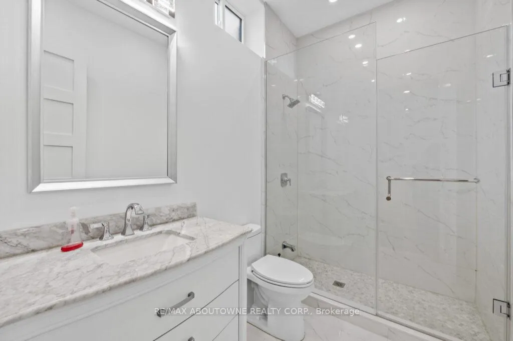Photo 37 of 334 Third Lane, Oakville, West — HOMEH