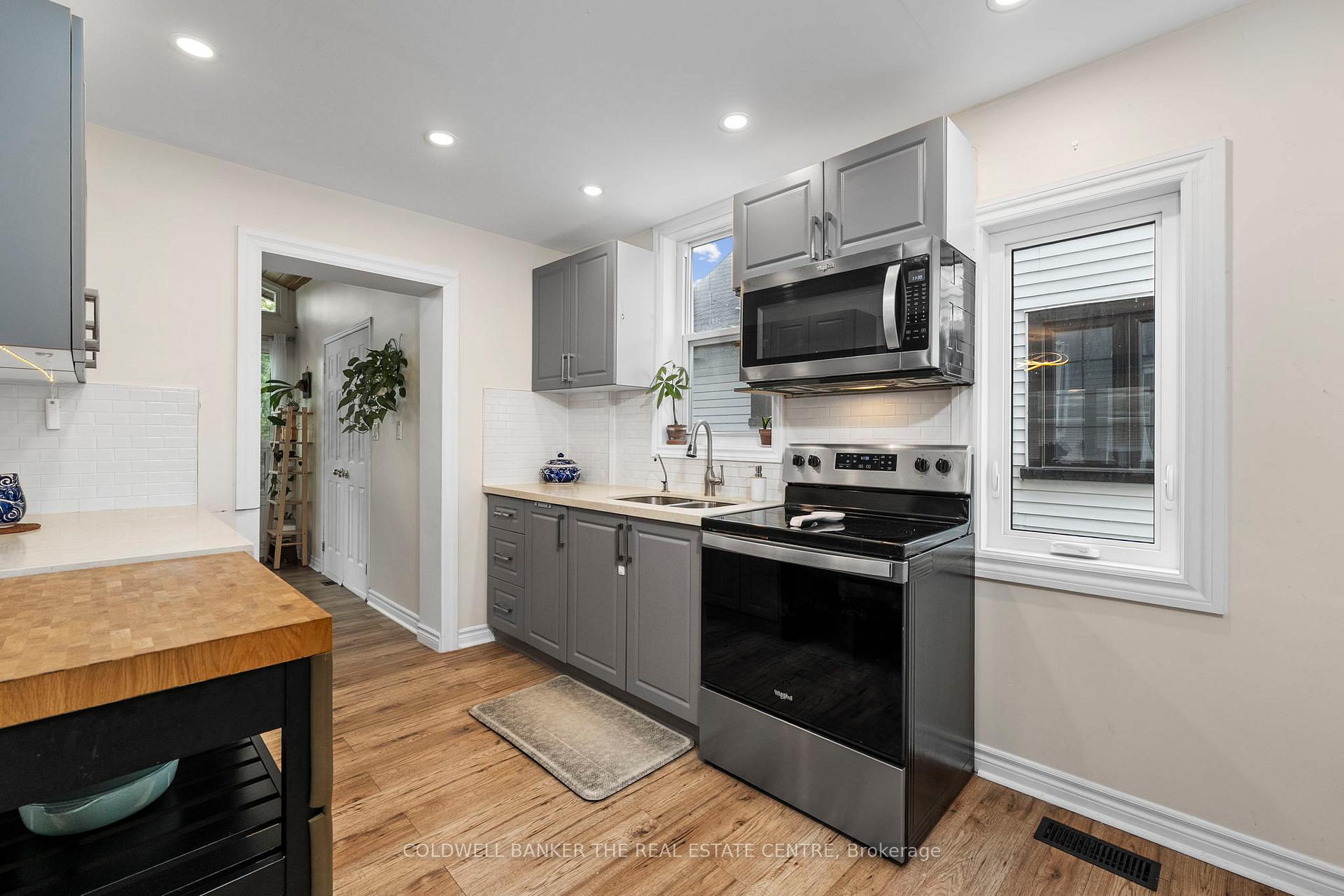 Photo 14 of 105 Hillcroft Street, Oshawa, O'Neill — HOMEH