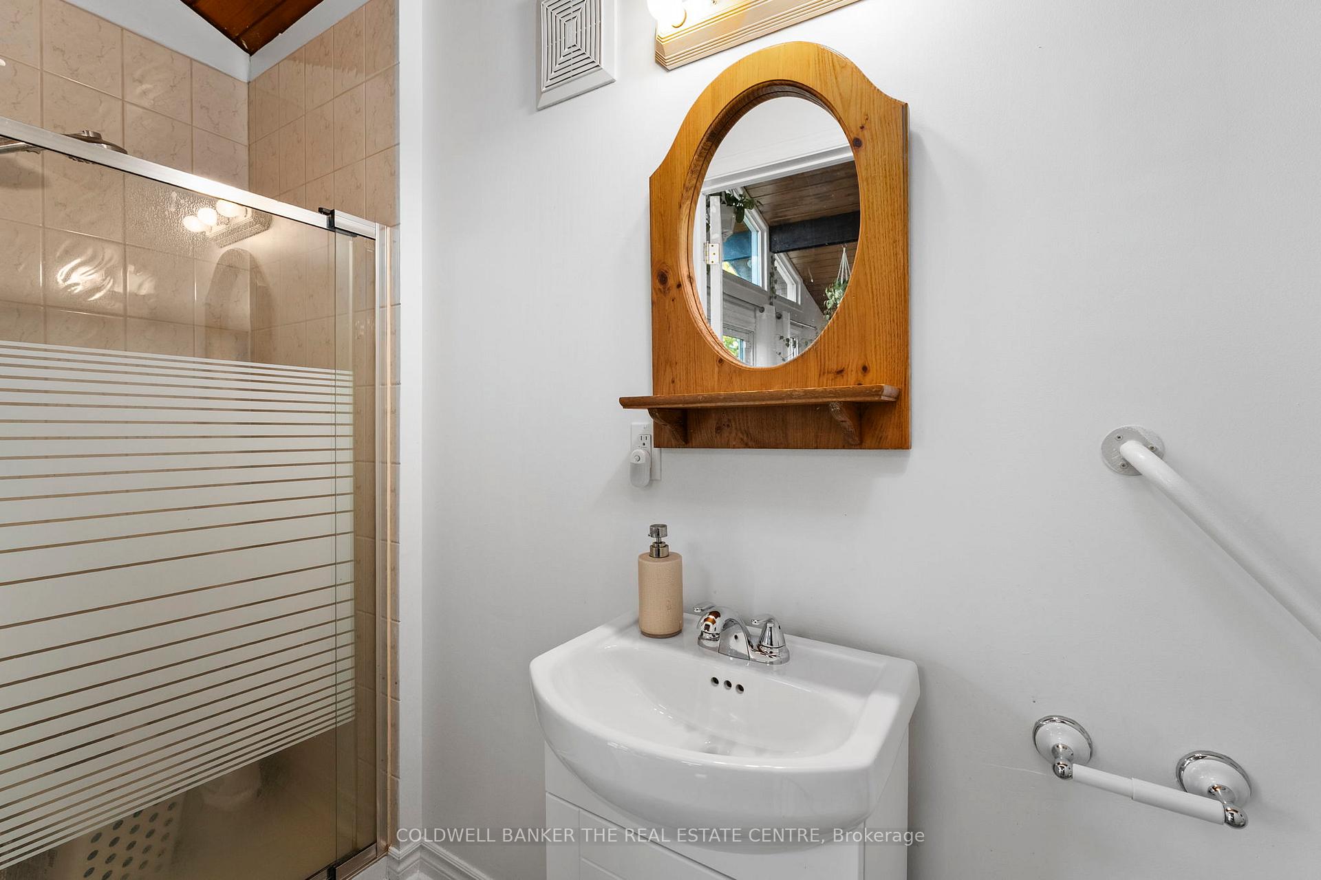Photo 17 of 105 Hillcroft Street, Oshawa, O'Neill — HOMEH