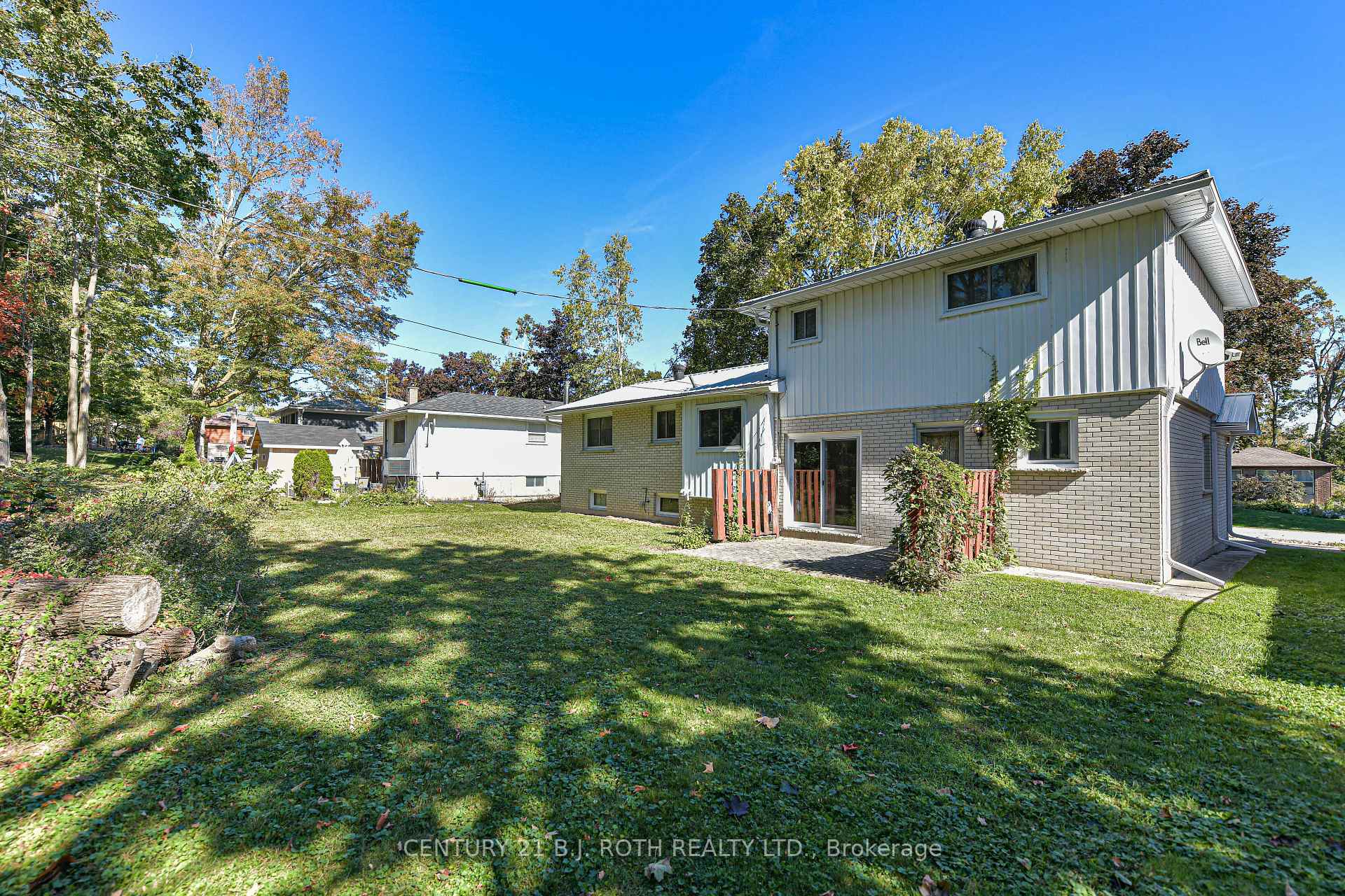 Photo 15 of 417 Harmon Road, Orillia — HOMEH