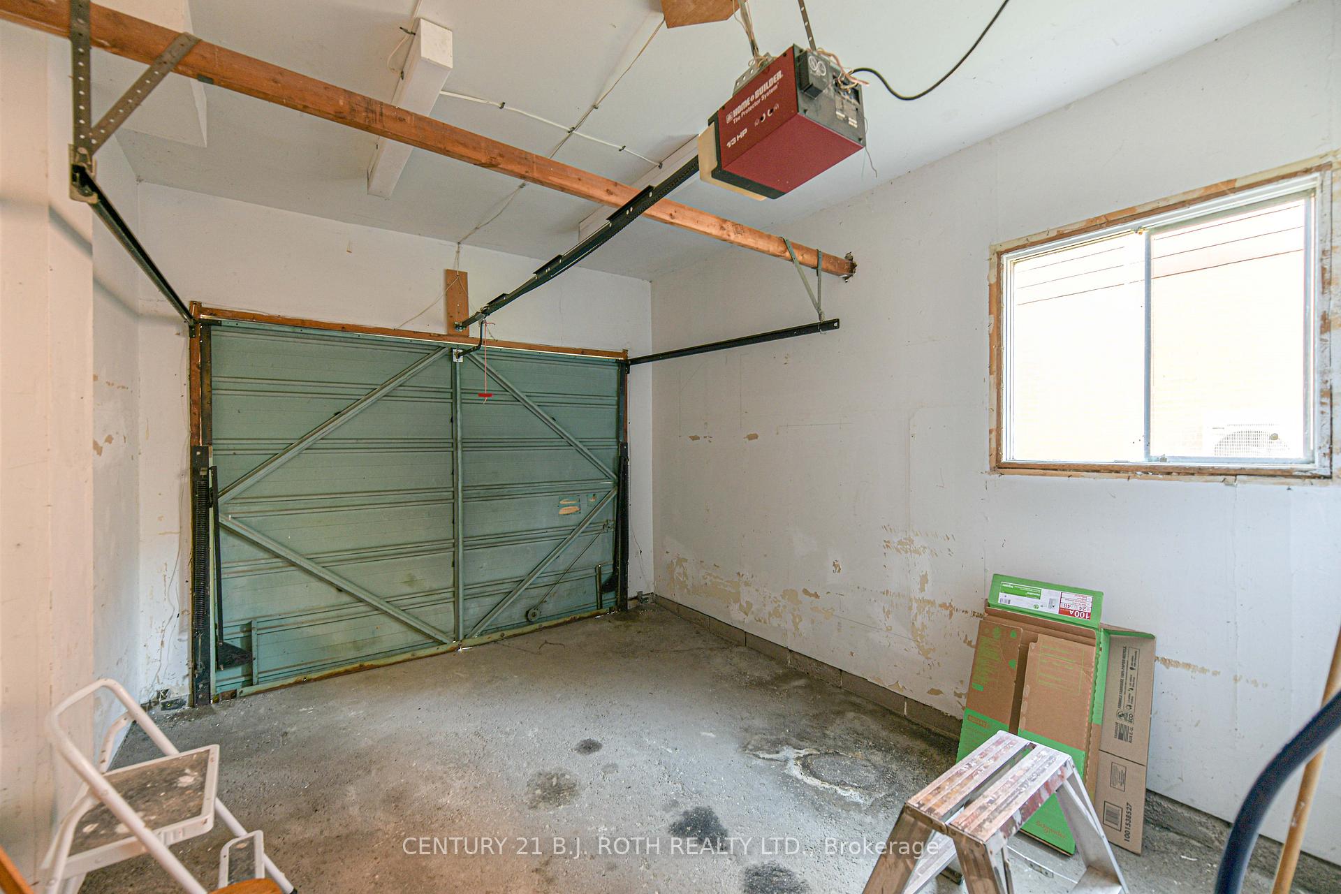 Photo 21 of 417 Harmon Road, Orillia — HOMEH