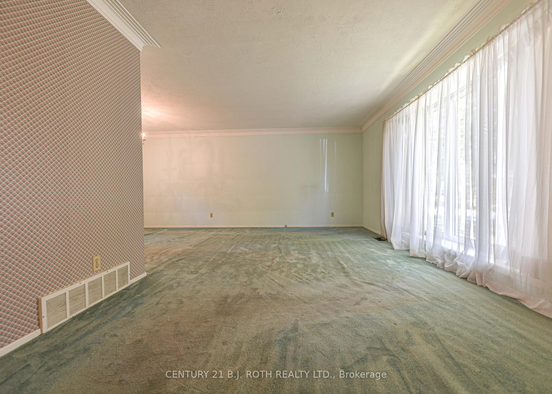 Photo 27 of 417 Harmon Road, Orillia — HOMEH