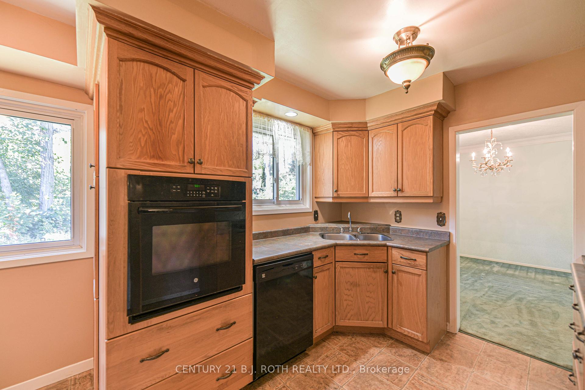Photo 30 of 417 Harmon Road, Orillia — HOMEH