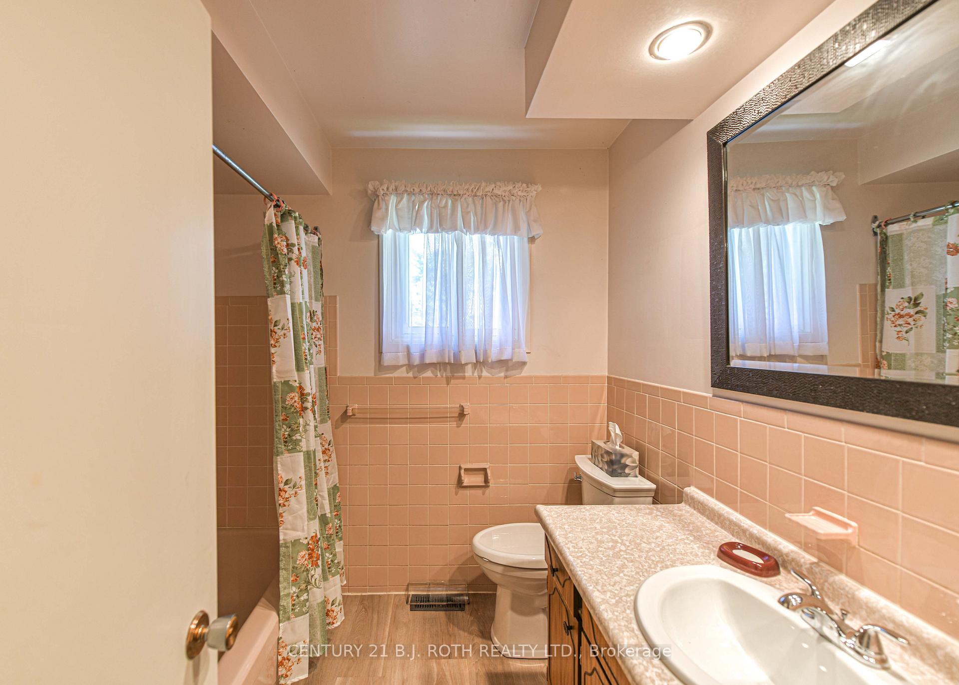 Photo 33 of 417 Harmon Road, Orillia — HOMEH