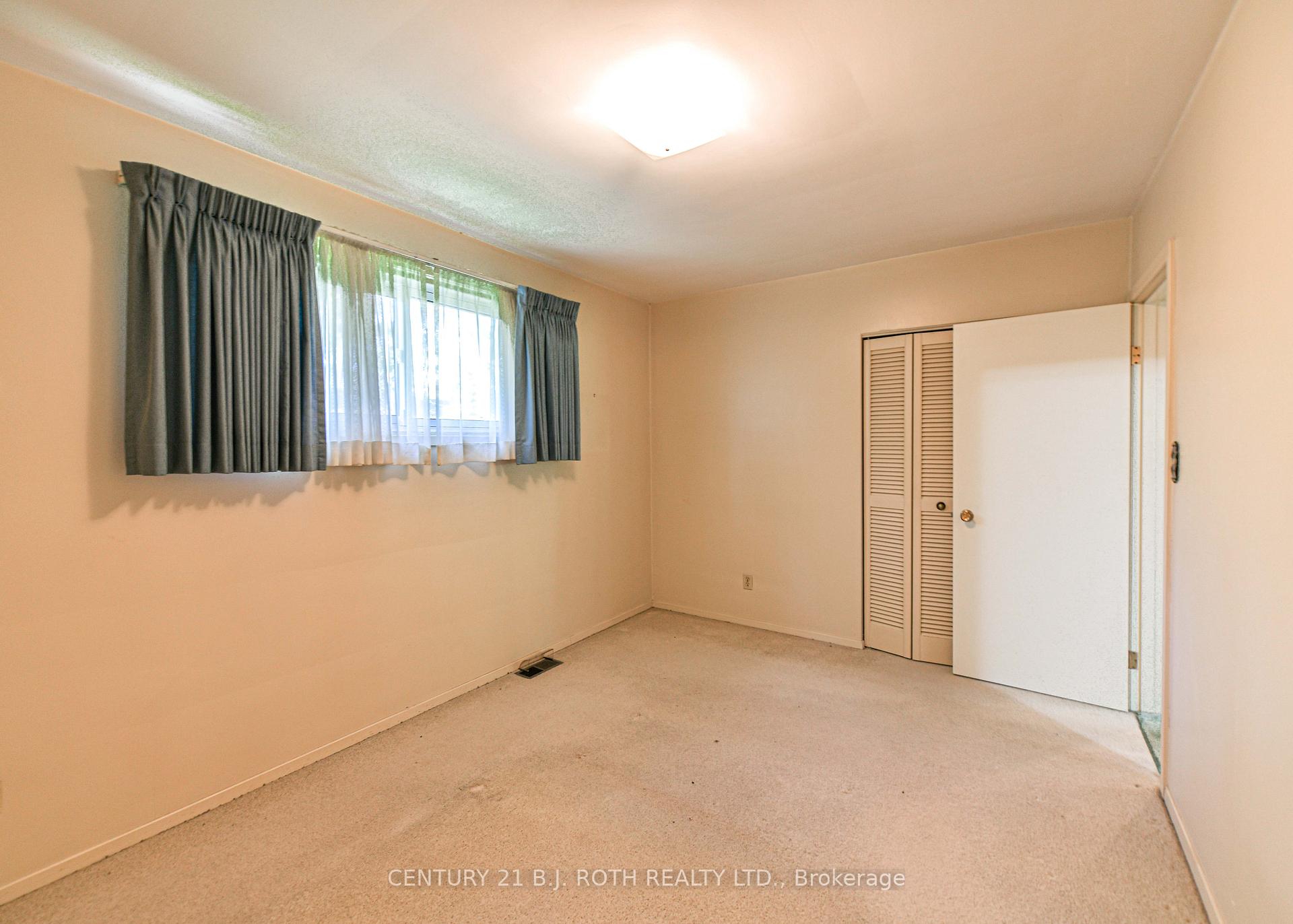 Photo 38 of 417 Harmon Road, Orillia — HOMEH
