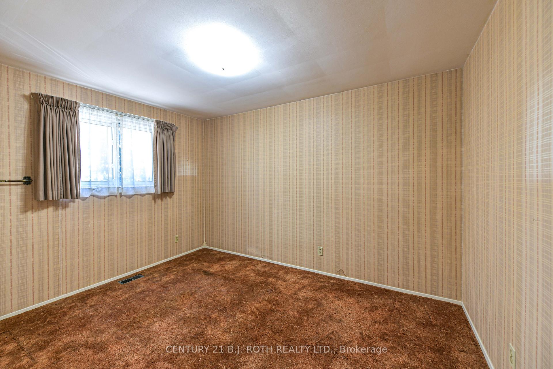 Photo 39 of 417 Harmon Road, Orillia — HOMEH