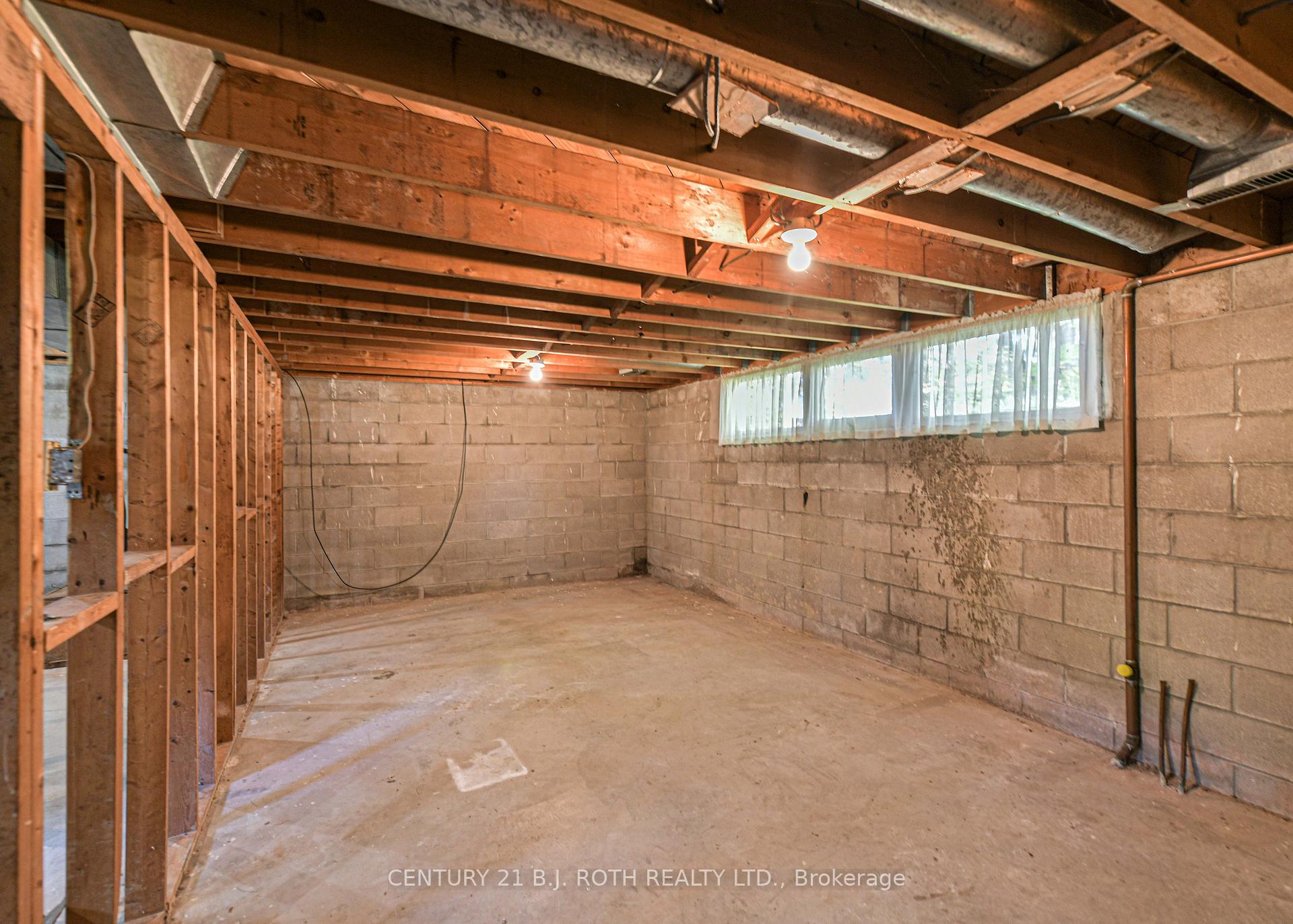 Photo 42 of 417 Harmon Road, Orillia — HOMEH